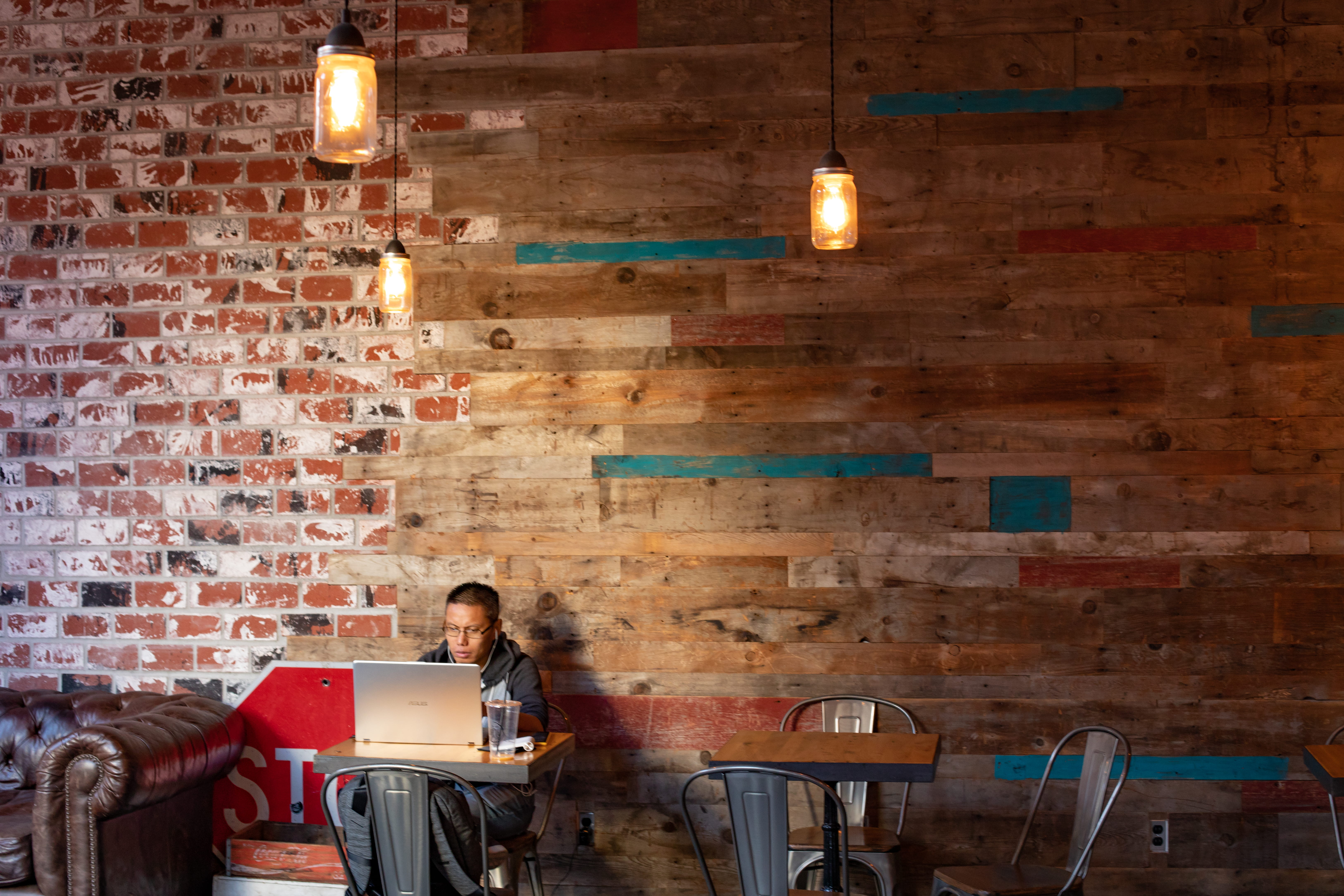 casual clothing, illuminated, cafe, 5K, wood, business, women, lamp, coffee shop, chair, restaurant, wall, computer, pasadena, united states, brick, brick wall, HD Wallpaper