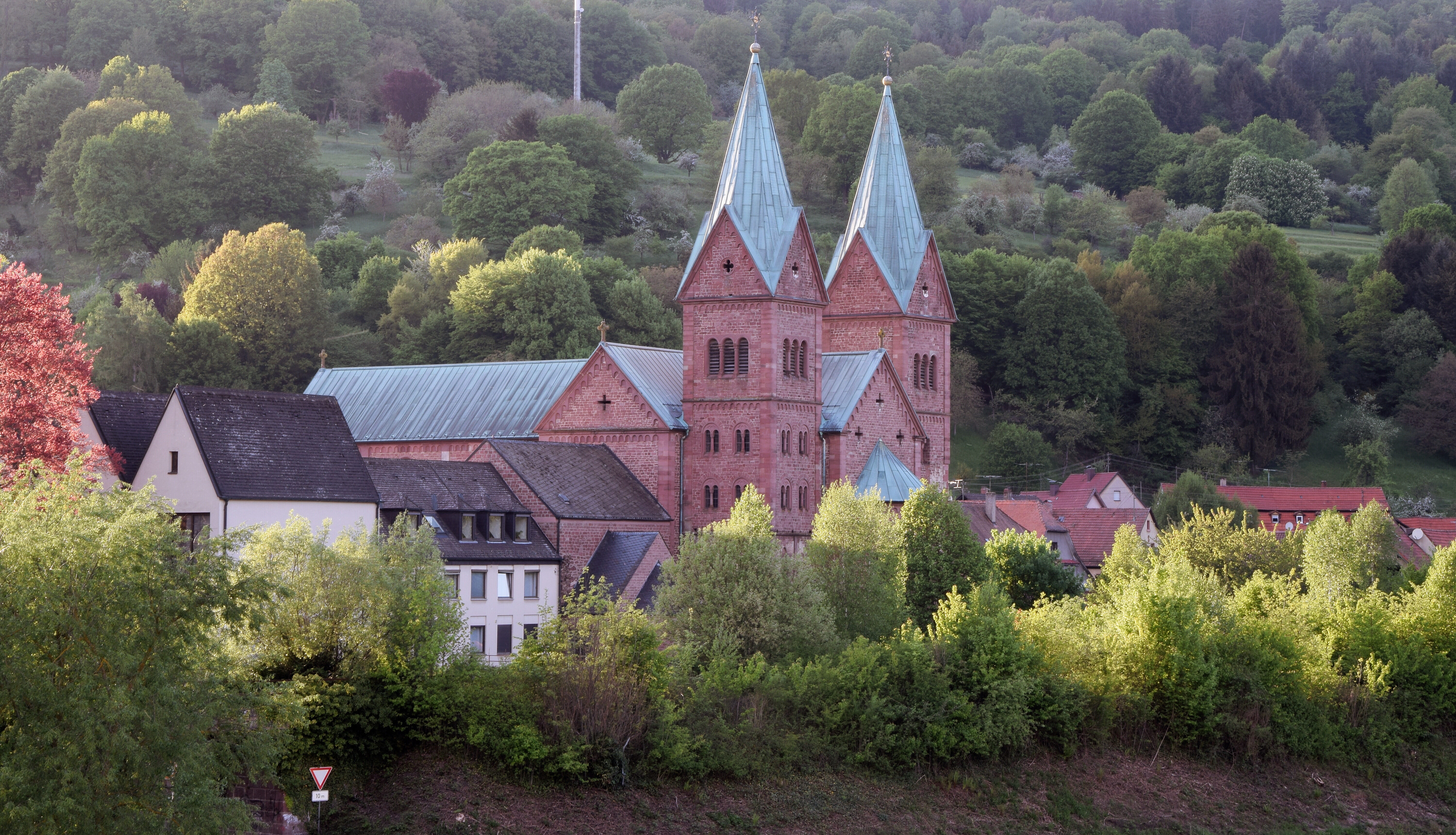 main, blue sky, house, clouds, religion, dom, neustadt am main, no people, catholic, germany, belief, architecture, church, cathedral, mainfranken, residential district, HD Wallpaper