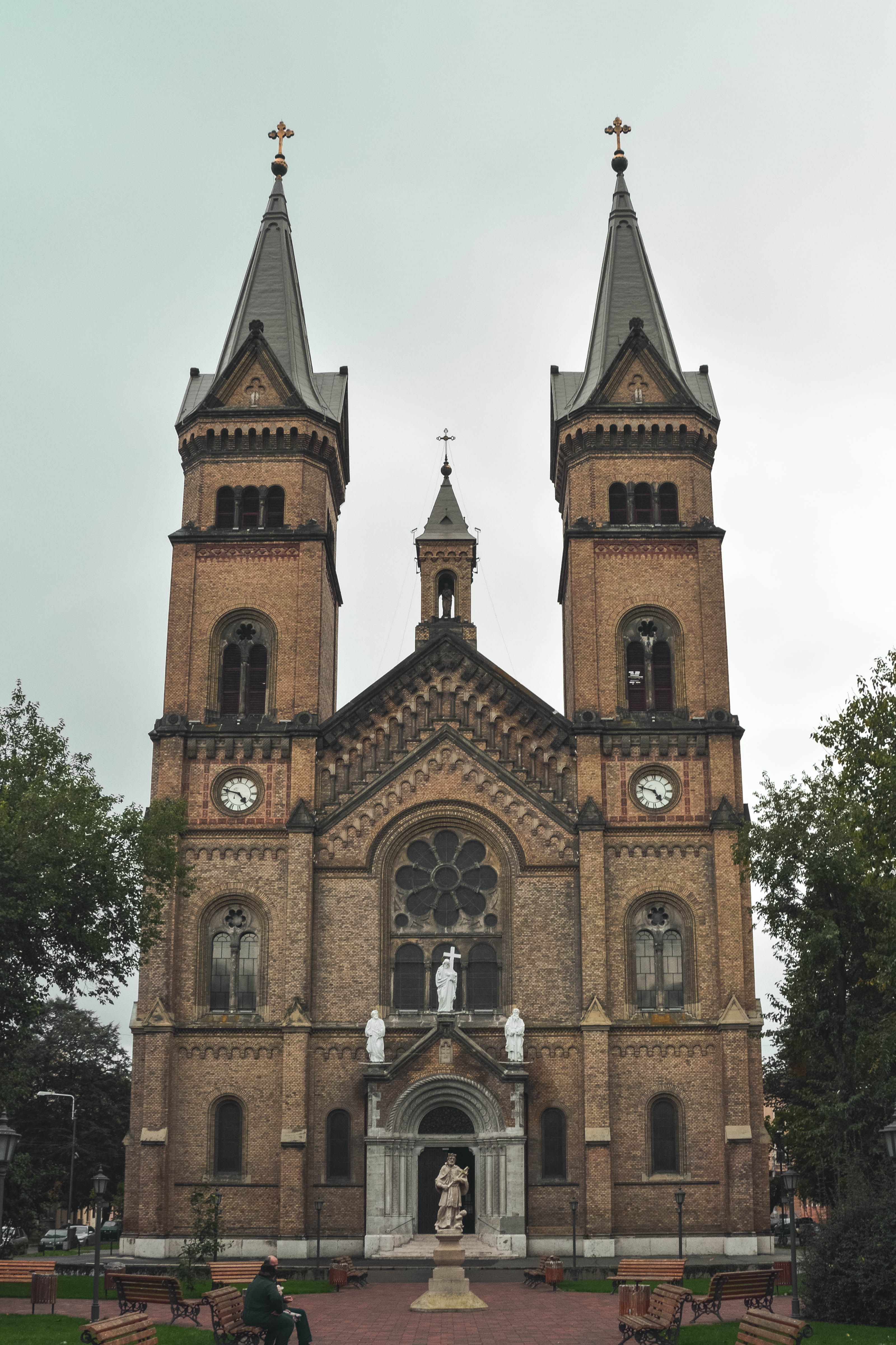 sky, spire, jesus, faith, belief, outdoors, spirituality, low angle view, park, building exterior, built structure, facade, day, arcade, plant, religion, Phone HD Wallpaper