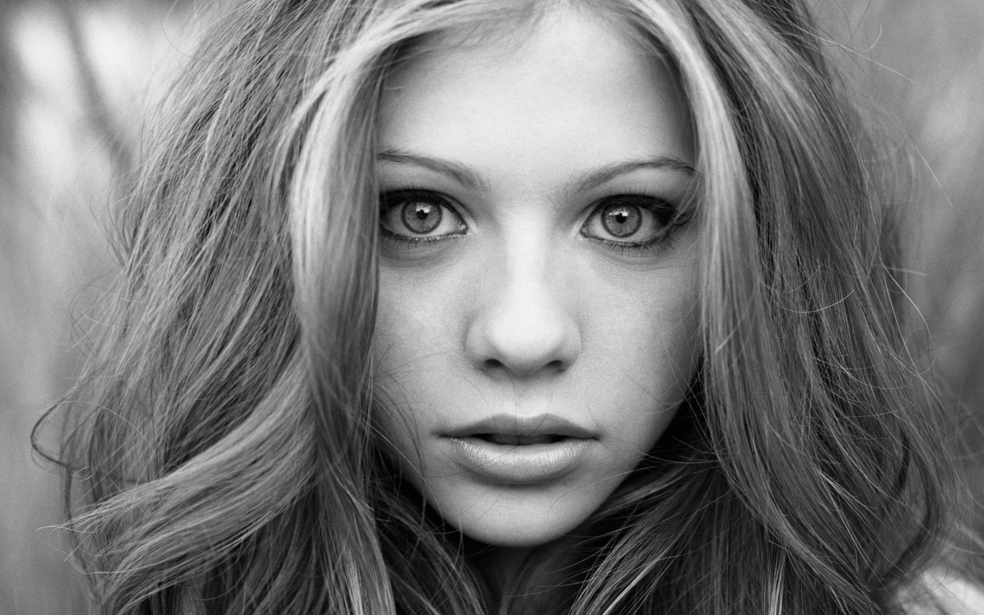 monochrome, long hair, beautiful woman, hairstyle, model, one person, body part, adult, contemplation, women, 1080P, hair, close-up, portrait, looking at camera, HD Wallpaper