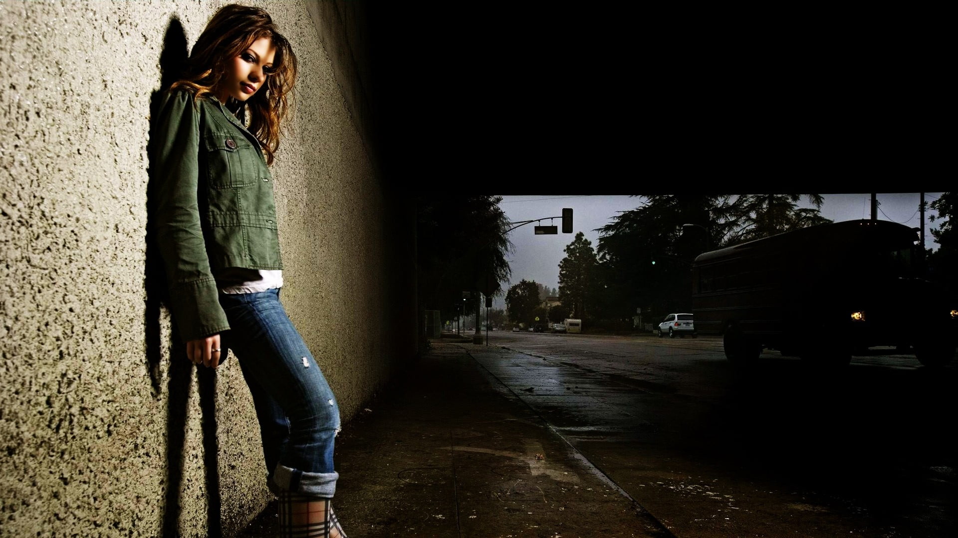 young women, pants, buses, tunnel, one person, emotion, lifestyles, leisure activity, beautiful woman, boots, real people, 1080P, urban, front view, Michelle Trachtenberg, HD Wallpaper