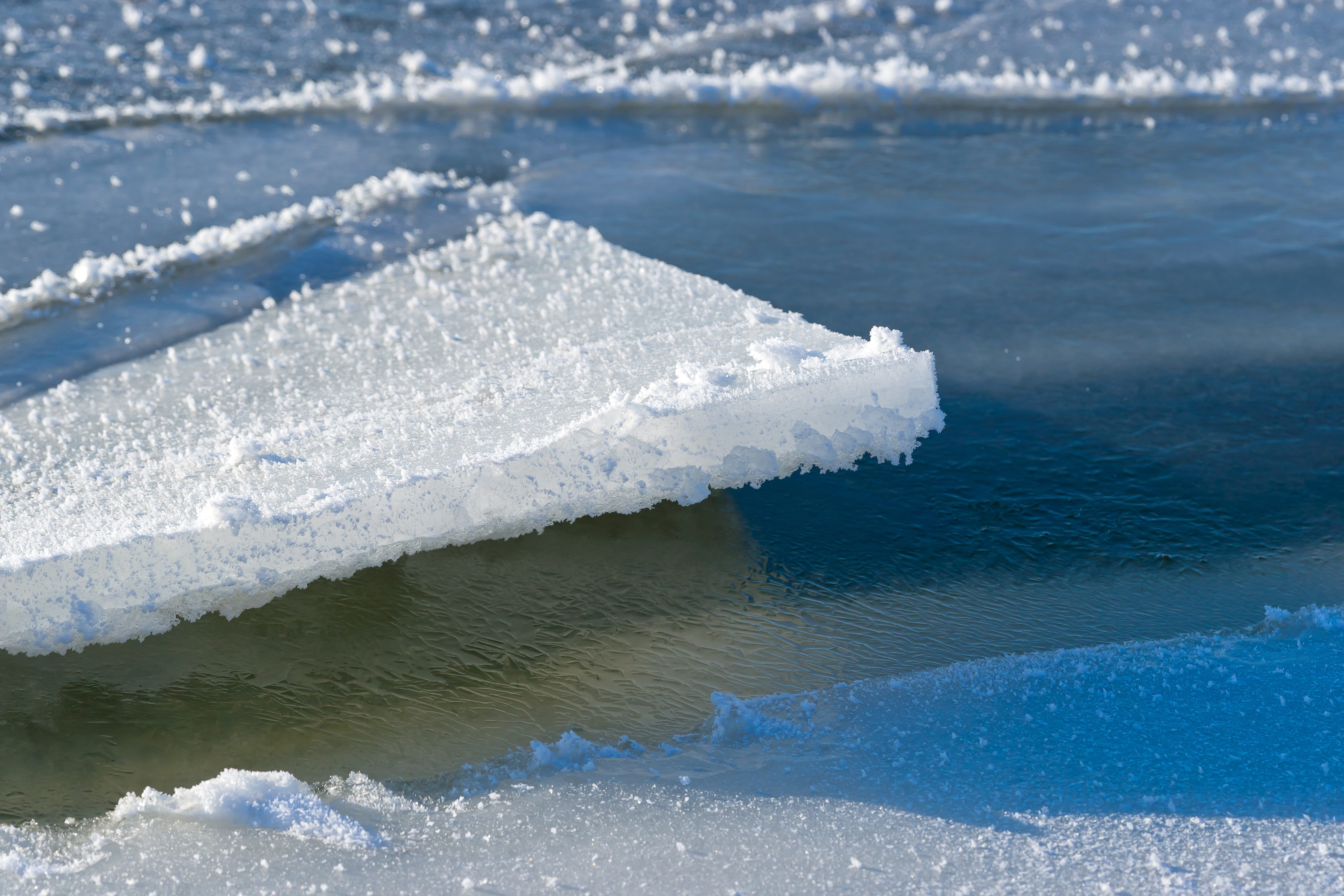 the glare, sea, shadow, frozen water, frost, outdoors, 5K, day, cold temperature, siberia, sport, white color, beauty in nature, frozen, scenics - nature, HD Wallpaper