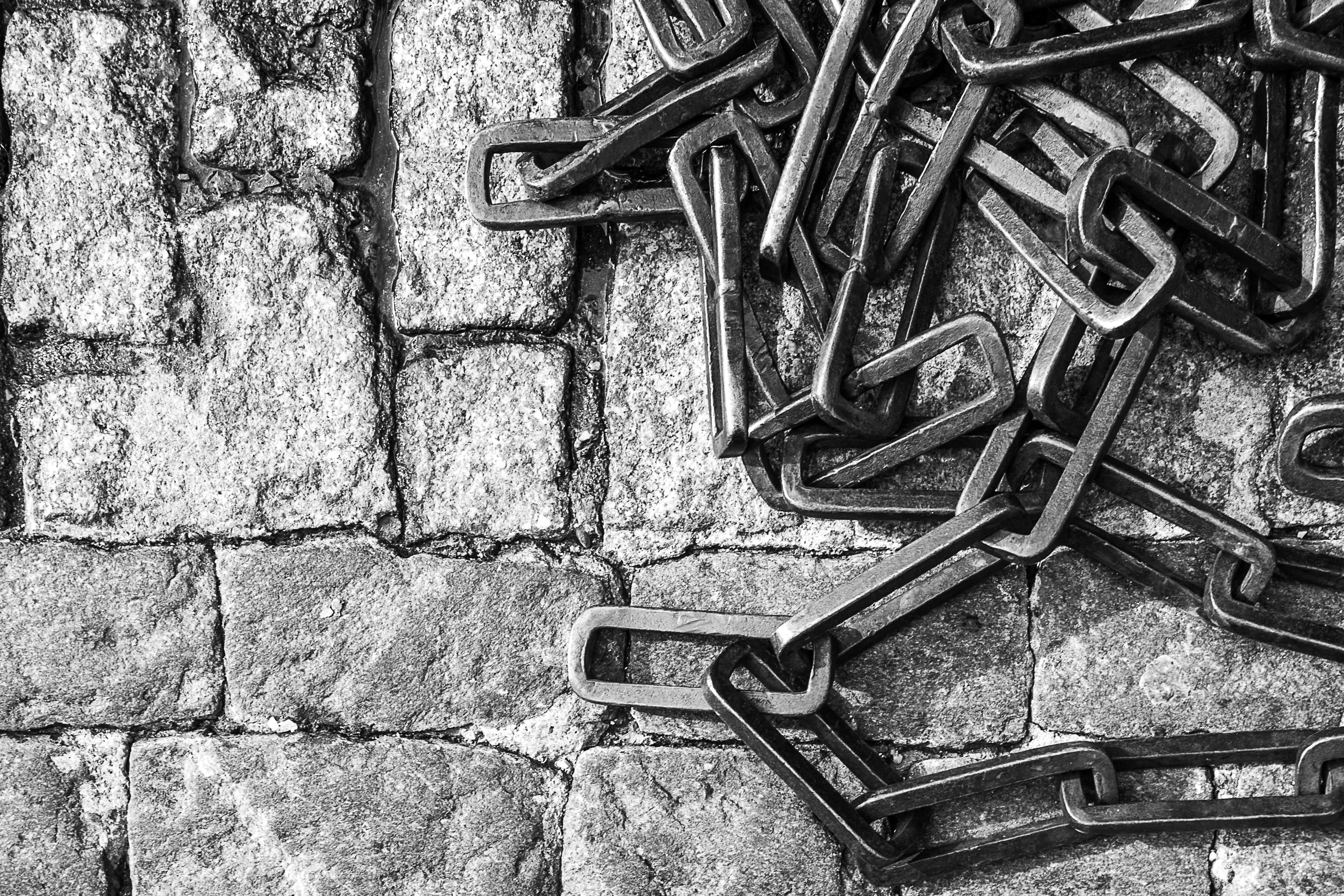 outdoors, wall, decline, ancient city, stone wall, obsolete, wheel, deterioration, chains, old town, spain, abandoned, metal, footpath, 2K, run-down, no people, HD Wallpaper