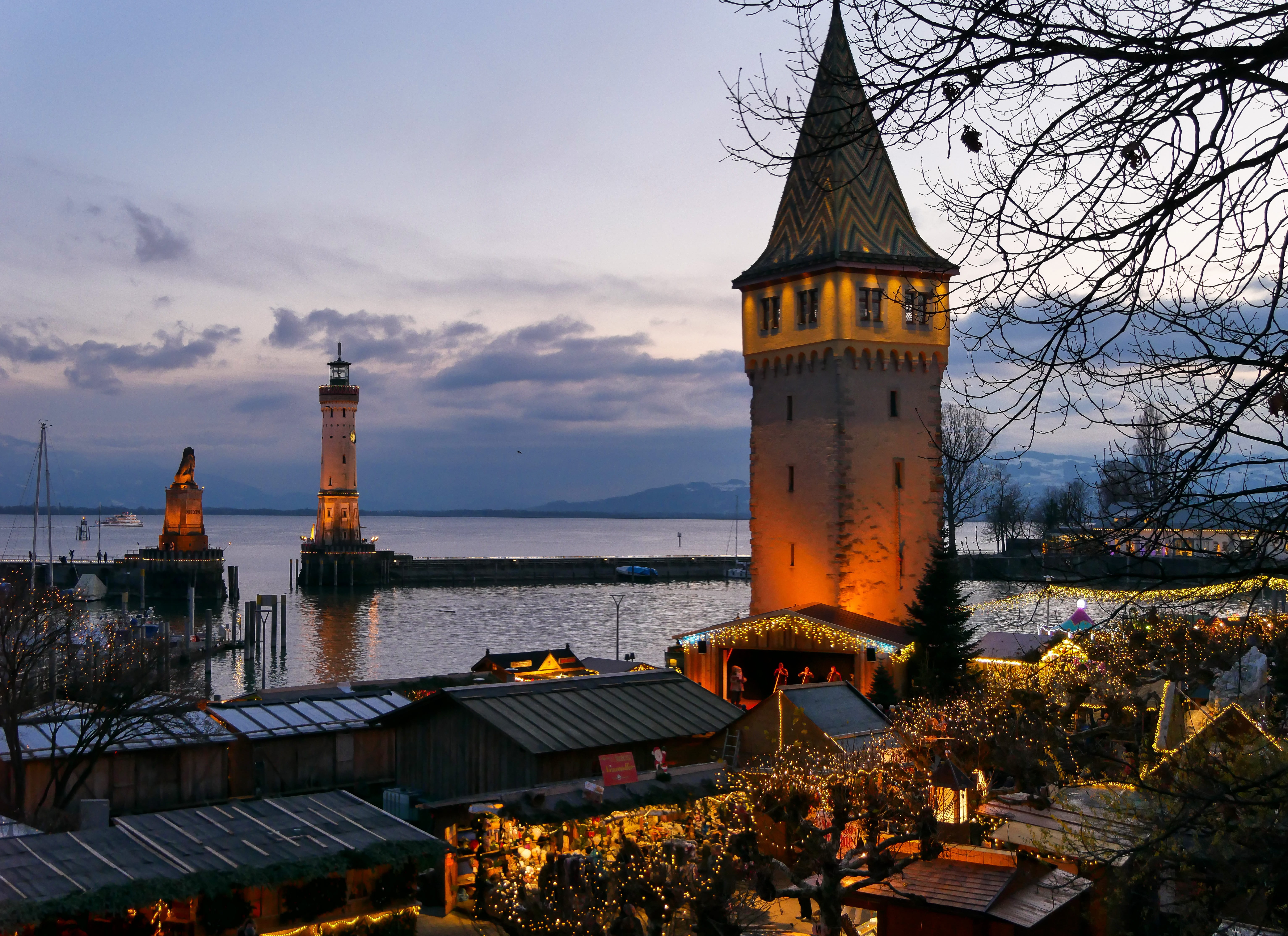 tree, advent, lighting, atmosphere, outdoors, travel destinations, port christmas lindau, sky, building exterior, lindau, place of worship, christmas, built structure, HD Wallpaper