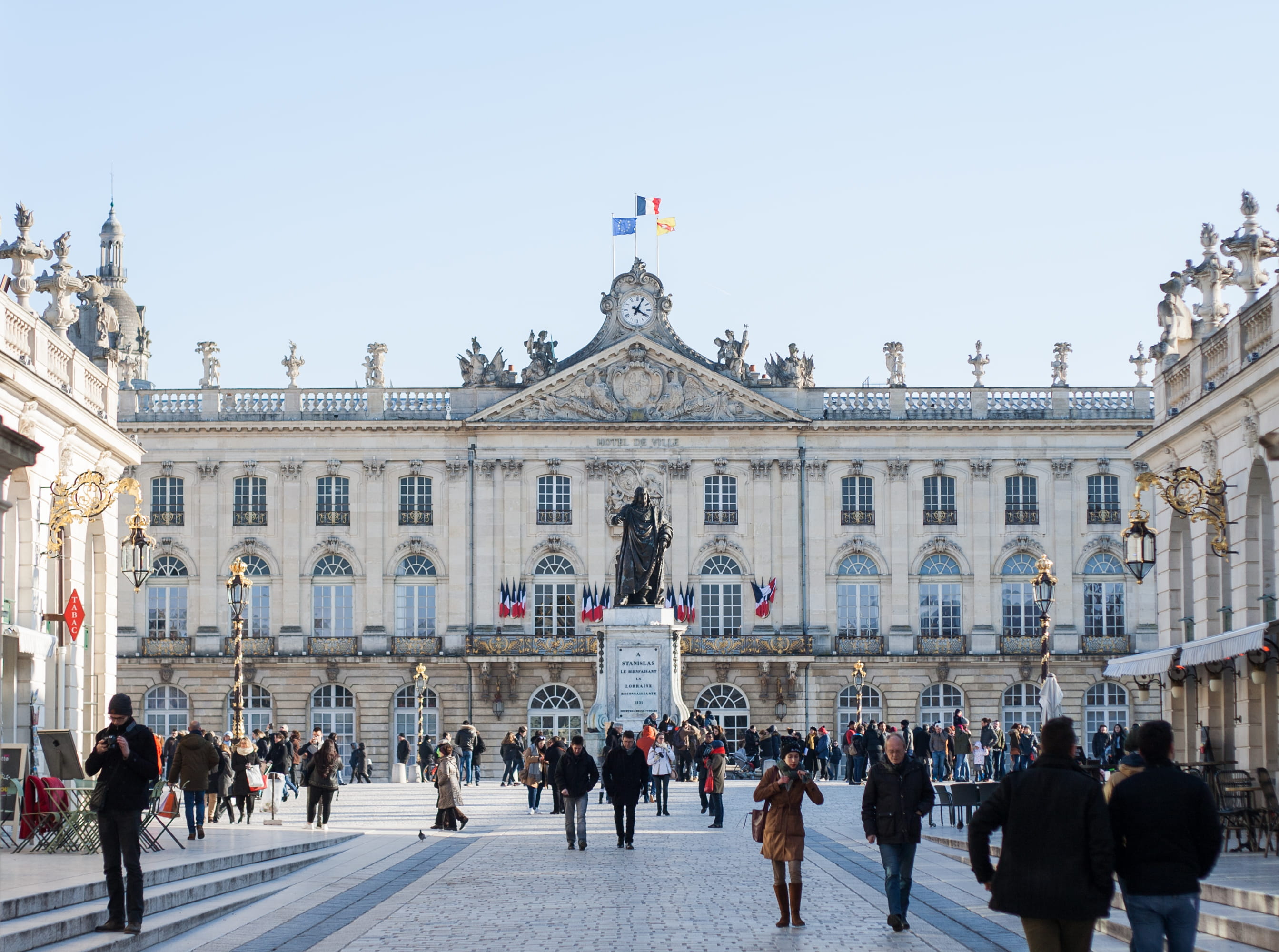 crowd, place, travel, place stanislas, architectural column, building exterior, women, street, large group of people, nancy, landscape, history, men, architecture, HD Wallpaper