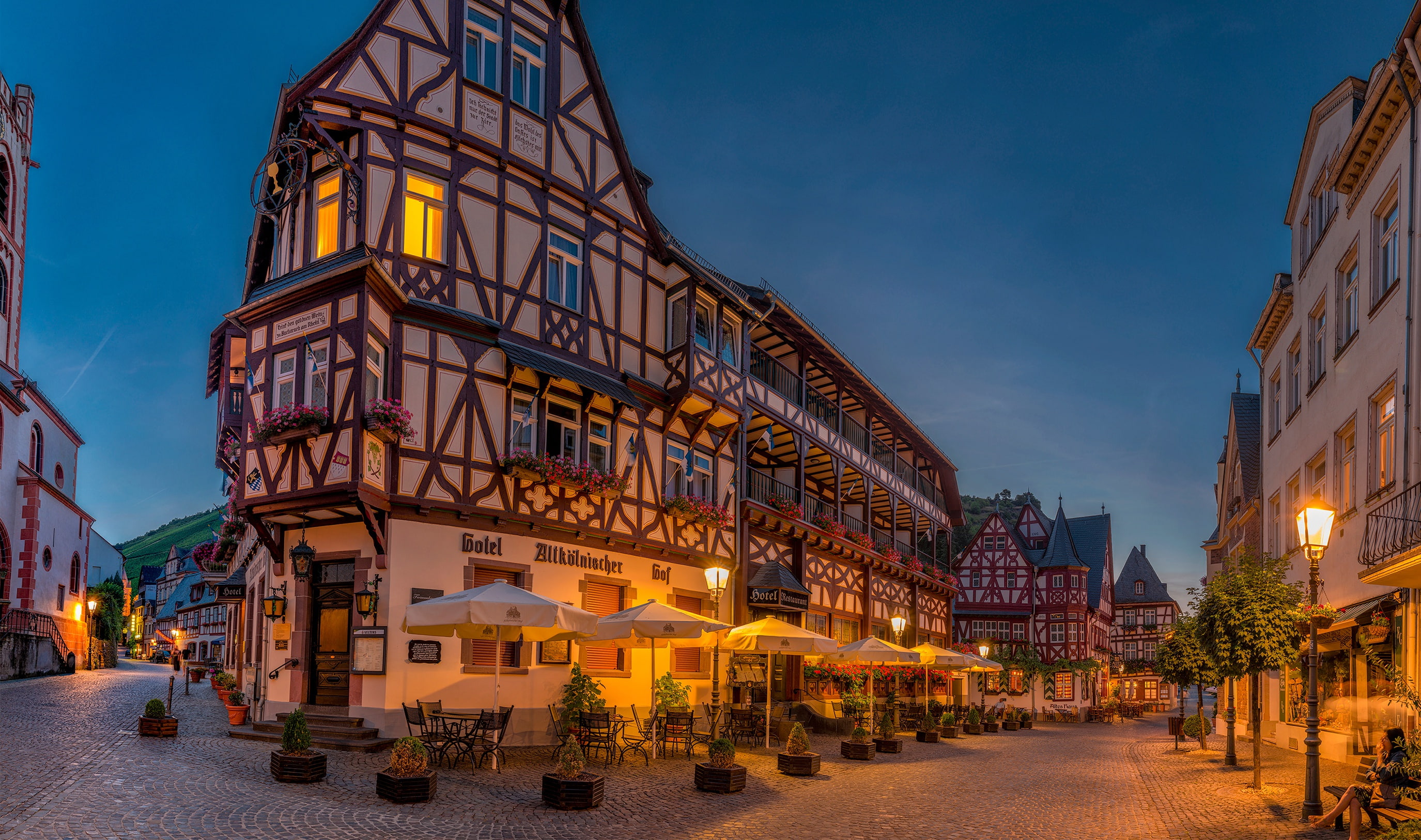 streets, home, the bushes, umbrellas, Bacharach, 2K, tables, chairs, the evening, trees, Germany, lights, HD Wallpaper