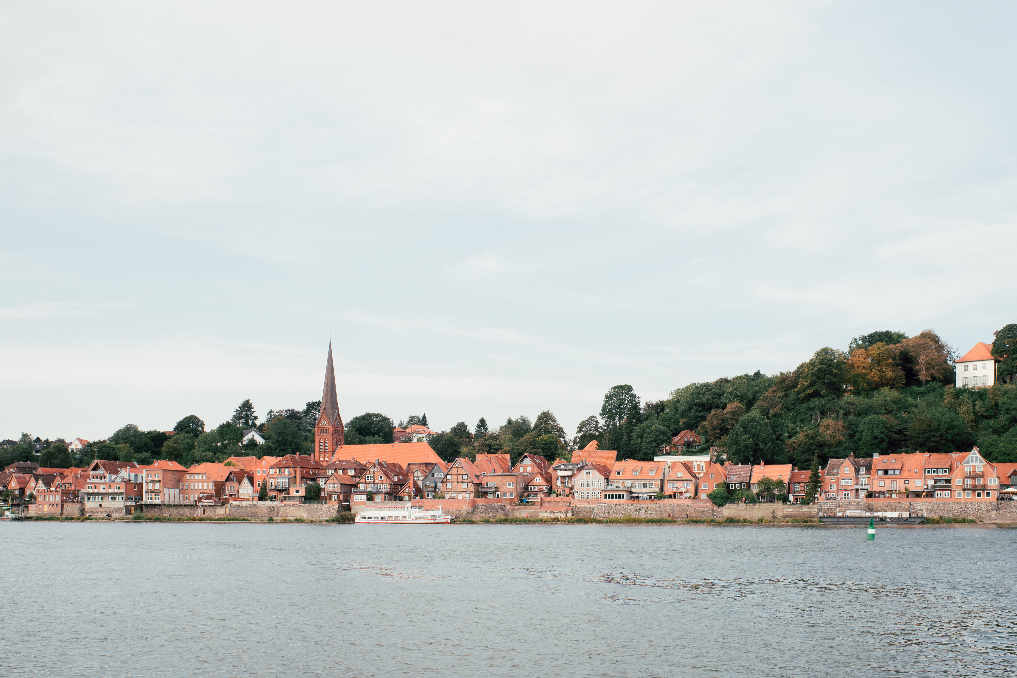 der, spire, Lauenburg an der Elbe, cloud - sky, place of worship, building, 4K, religion, residential district, no people, architecture, cityscape, elbe, HD Wallpaper