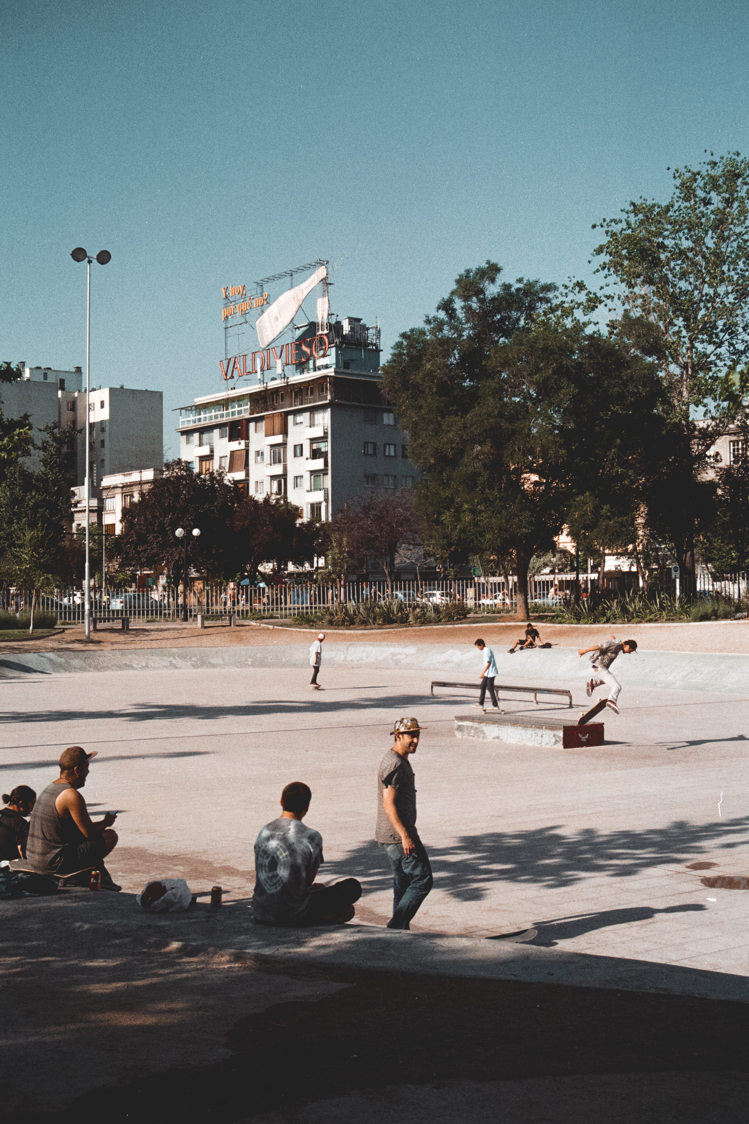 leisure activity, 2K, playing, skate, street, chile, people, day, built structure, park, skateboard, valparaiso, real people, city, teenagers, plant, architecture, Phone HD Wallpaper