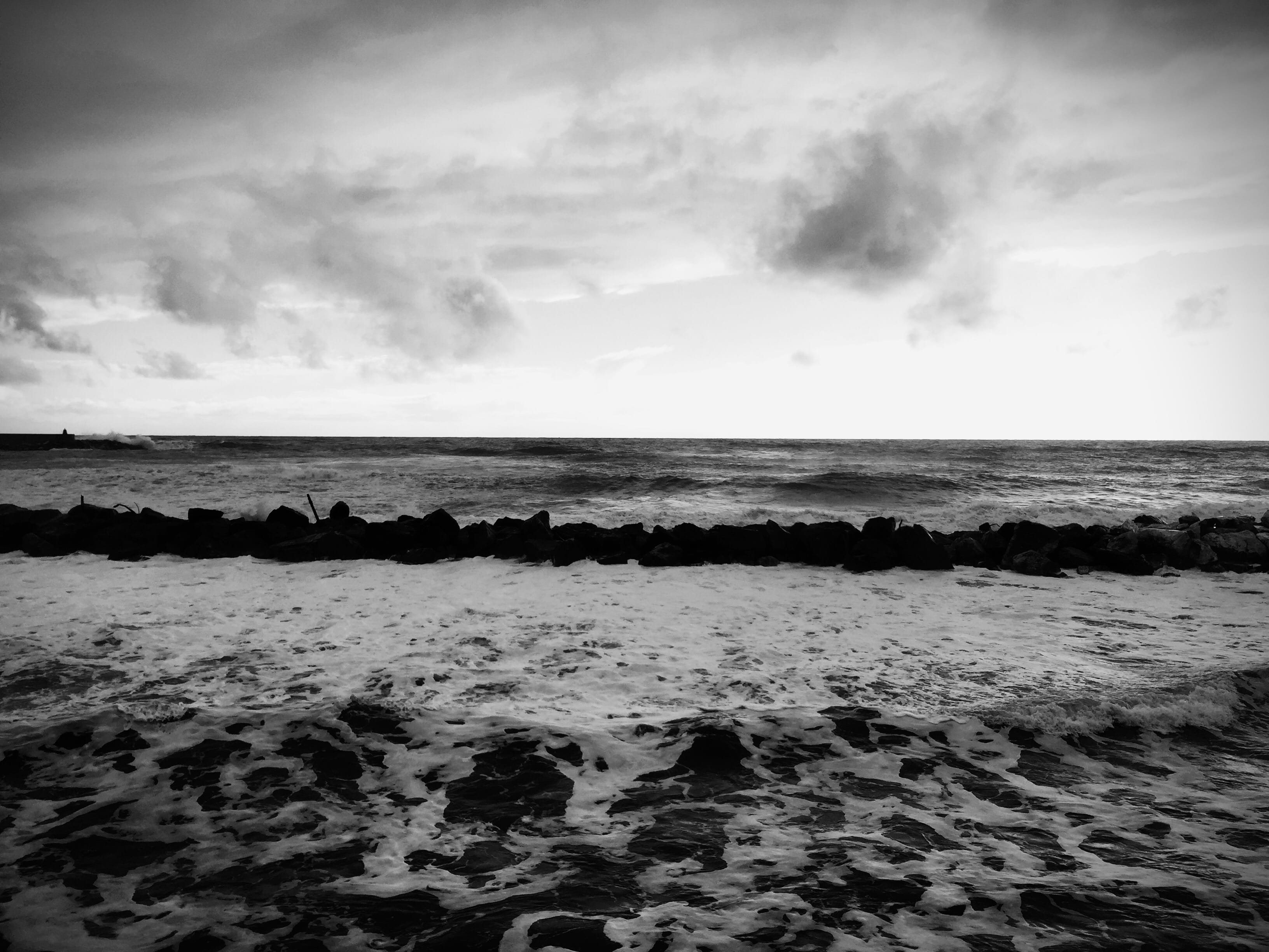tranquility, horizon over water, cloud - sky, sea, scenics - nature, tranquil scene, day, water, wave, italy, sand, beach, sky, corso valparaiso 64, beauty in nature, HD Wallpaper