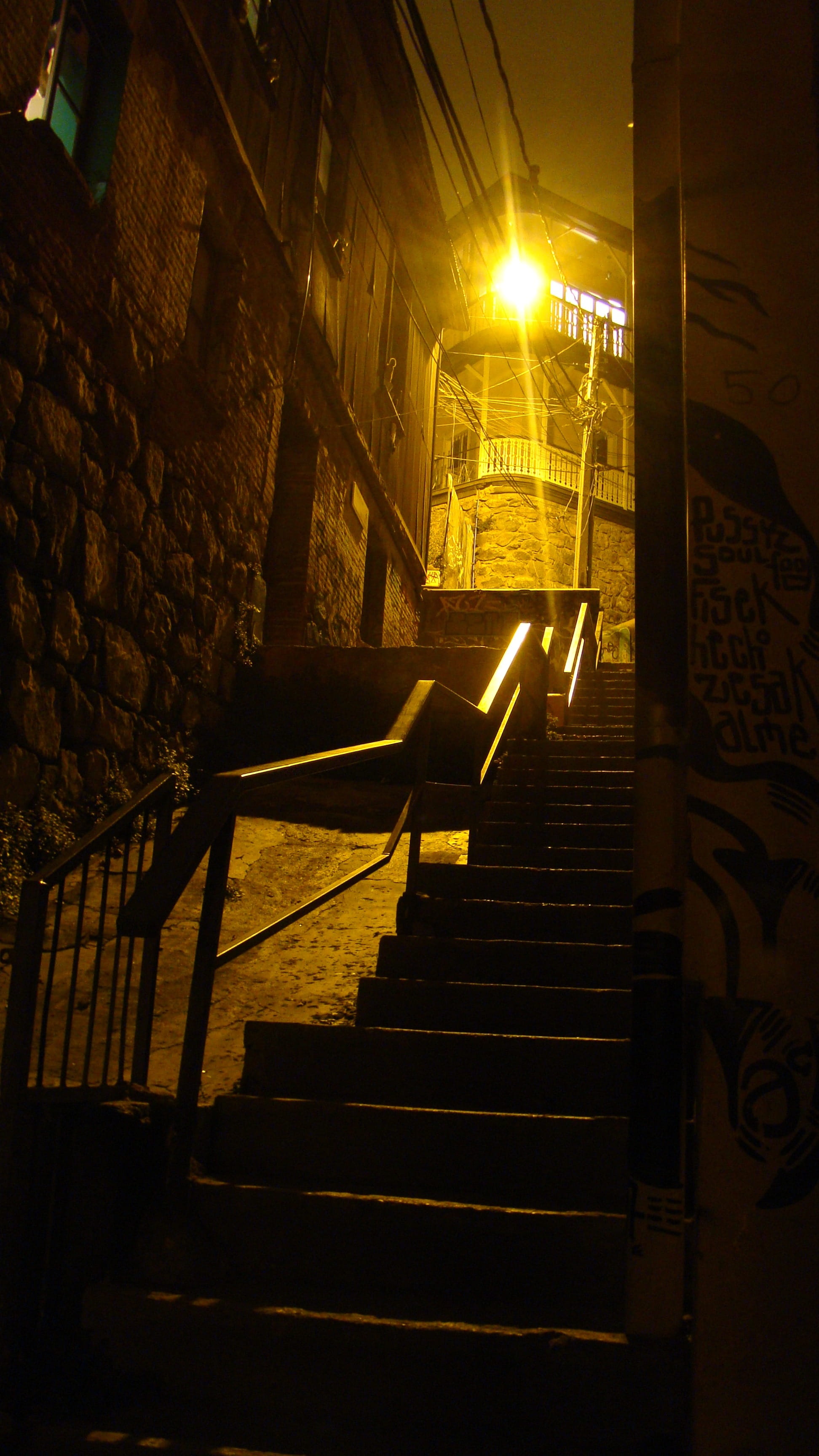 absence, person, showing, 2K, empty, indoors, urban, valparaiso, chile, the way forward, night, steps, wall - building feature, staircase, built structure, Phone HD Wallpaper