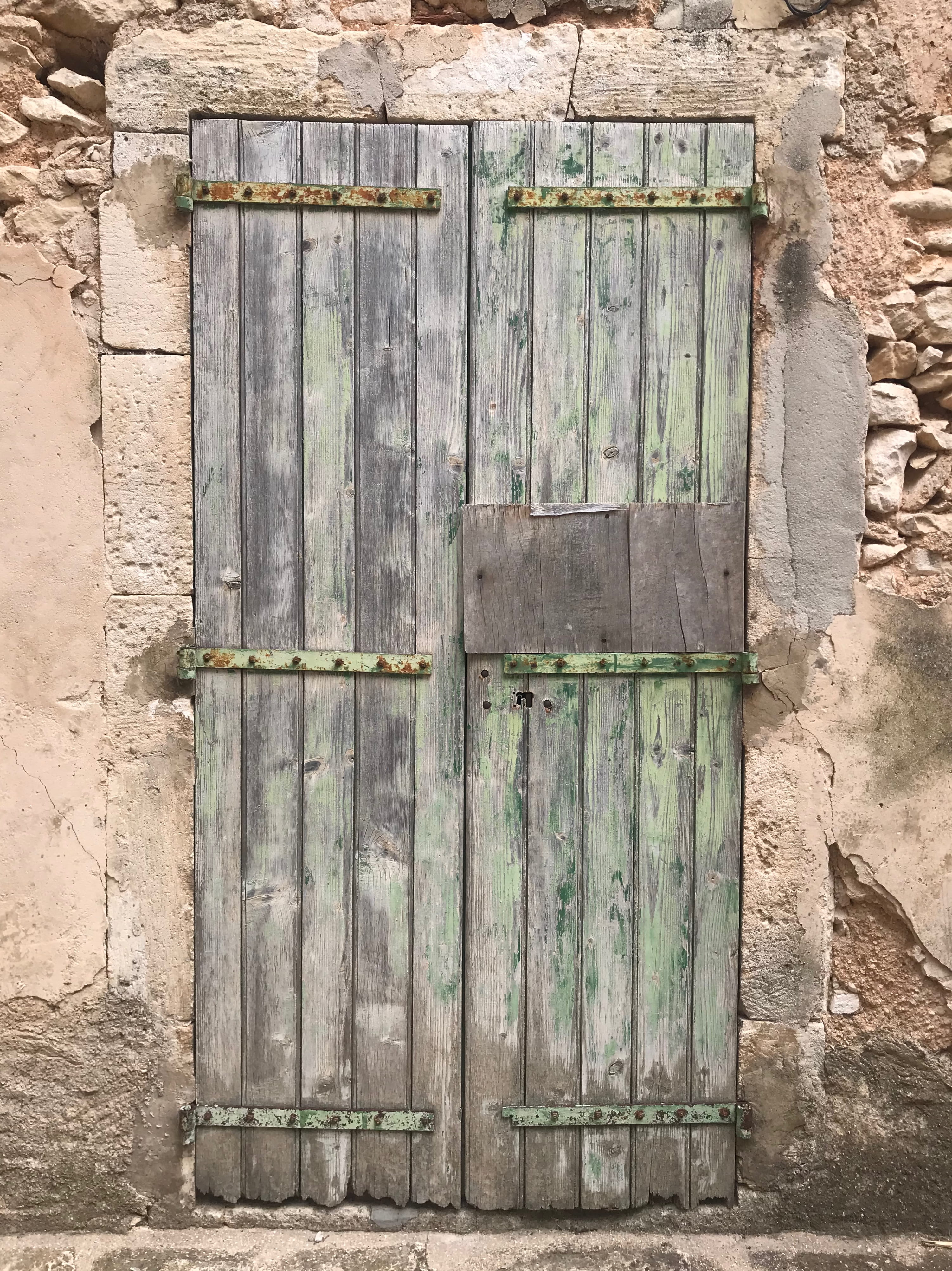 building exterior, walkway, stone wall, day, no people, safety, cobblestone, france, slate, wall, shutter, sliding door, sidewalk, pavement, provence, path, Phone HD Wallpaper