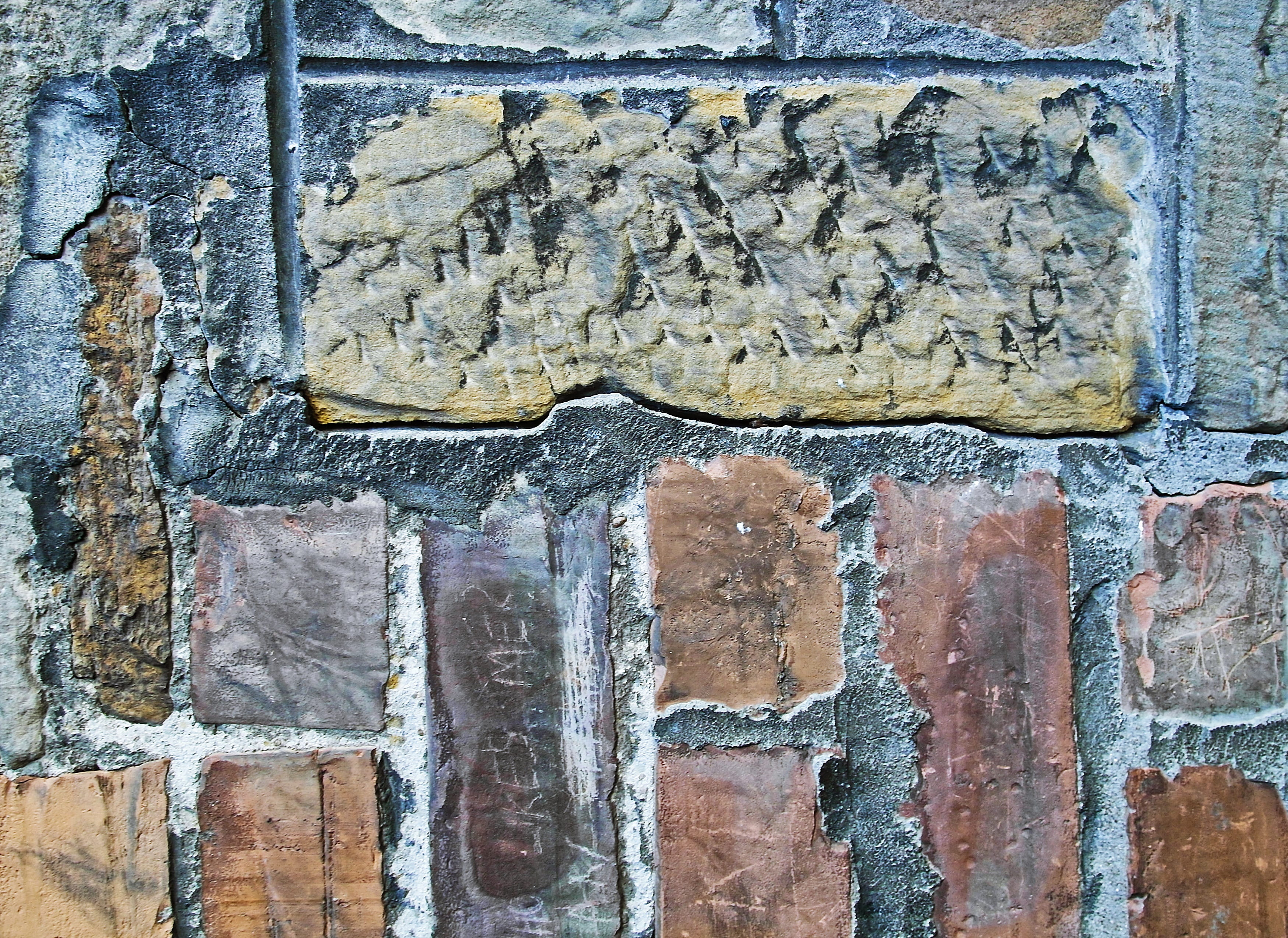 day, the past, stone wall, slate, pattern, pavement, wall, 2K, path, sidewalk, full frame, graffiti, architecture, built structure, old, algae, bad condition, HD Wallpaper