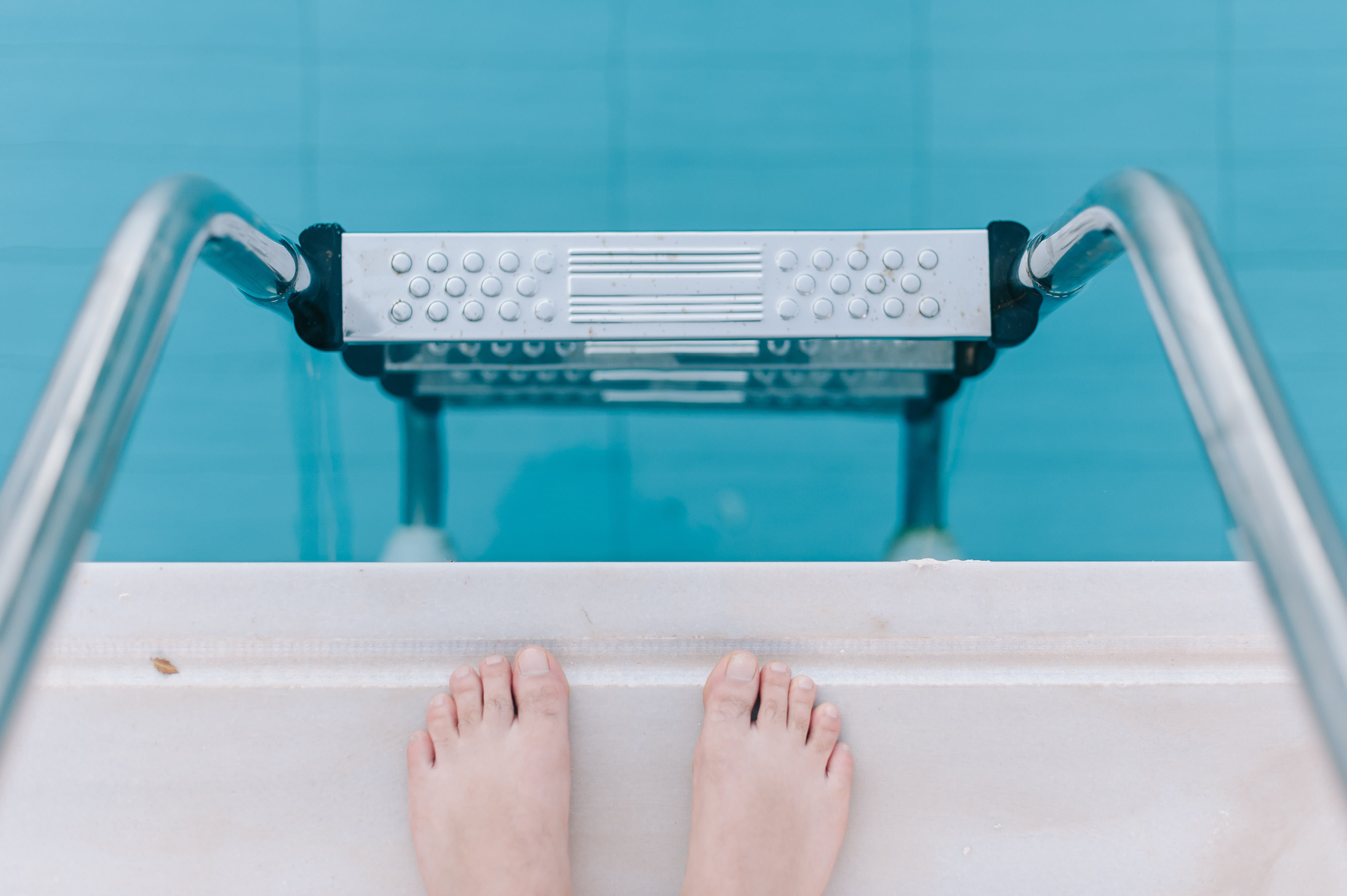 barefoot, closeup, body part, edge, adult, ladder, toes, indoors, one person, feet, women, swimming, foot, high angle view, pool, 4K, personal perspective, HD Wallpaper