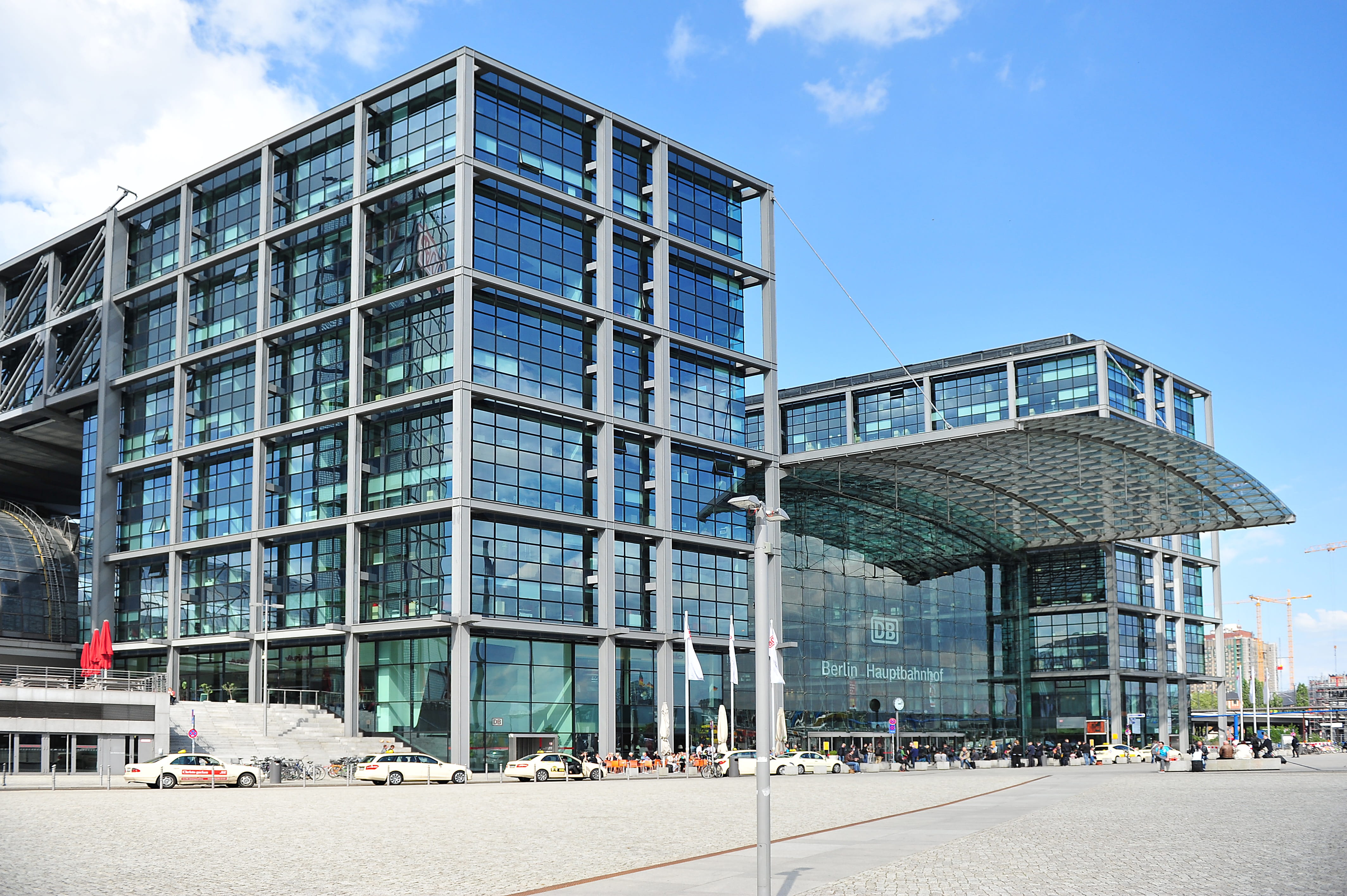 office, street, outdoors, central station, facade, modern, sky, germany, built structure, architecture, day, nature, building, building exterior, glass - material, HD Wallpaper