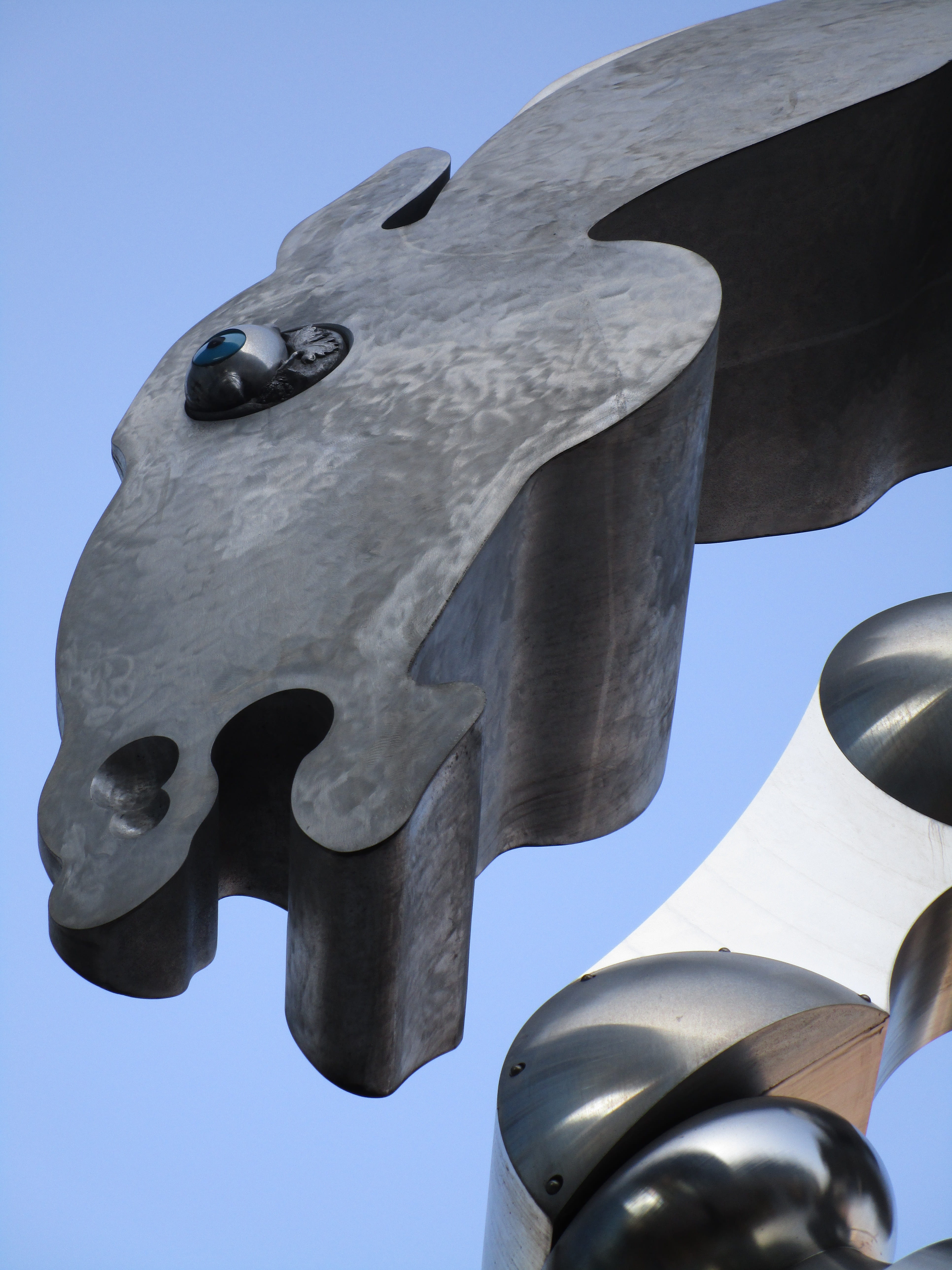 travel destinations, berlin central station, horse, low angle view, built structure, metal, blue, central station, architecture, statue, no people, horse sculpture, Phone HD Wallpaper