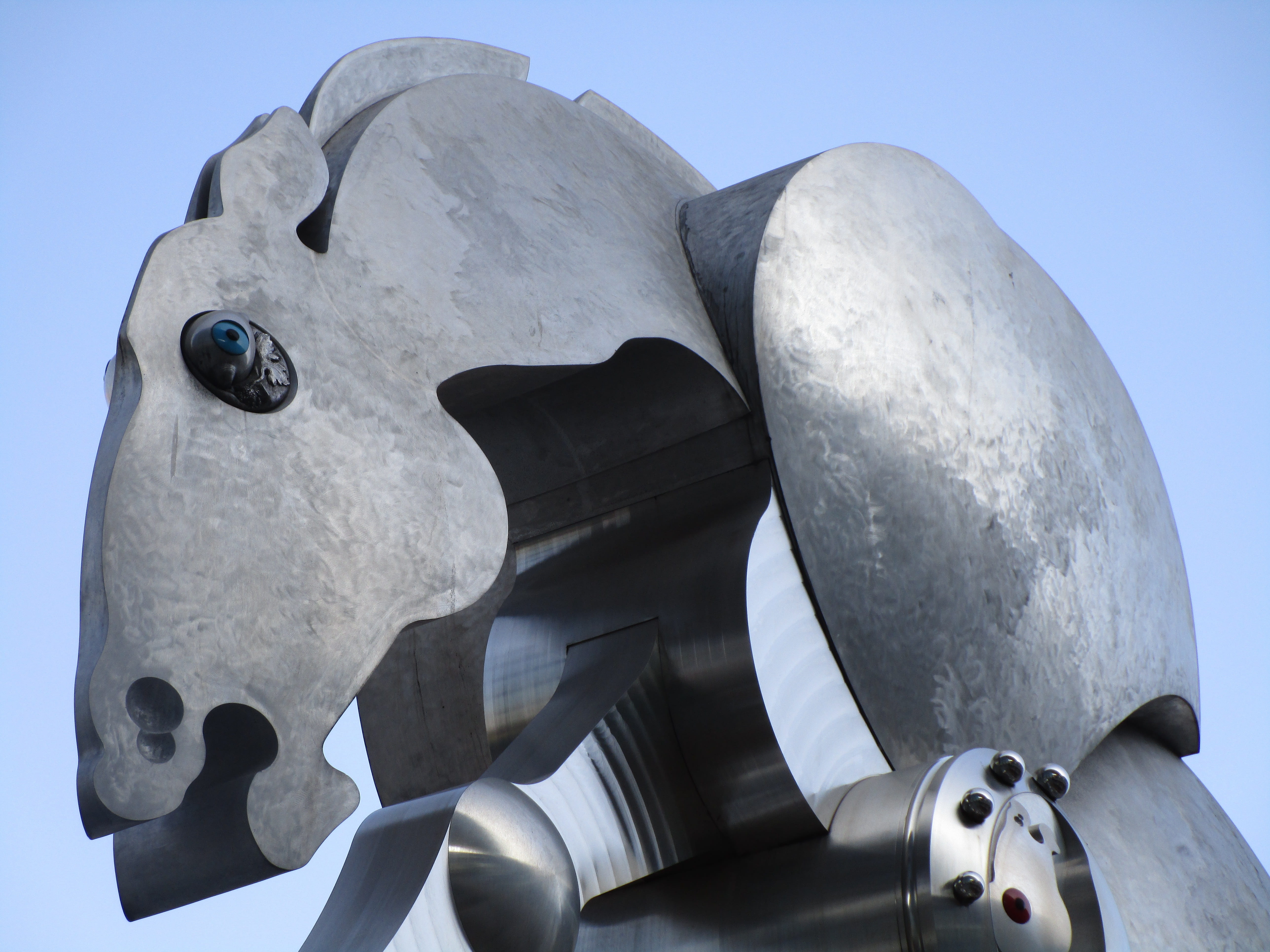 human representation, art and craft, statue, day, sculpture, stature, close-up, no people, horse, horse sculpture, clear sky, architecture, metal, religion, HD Wallpaper