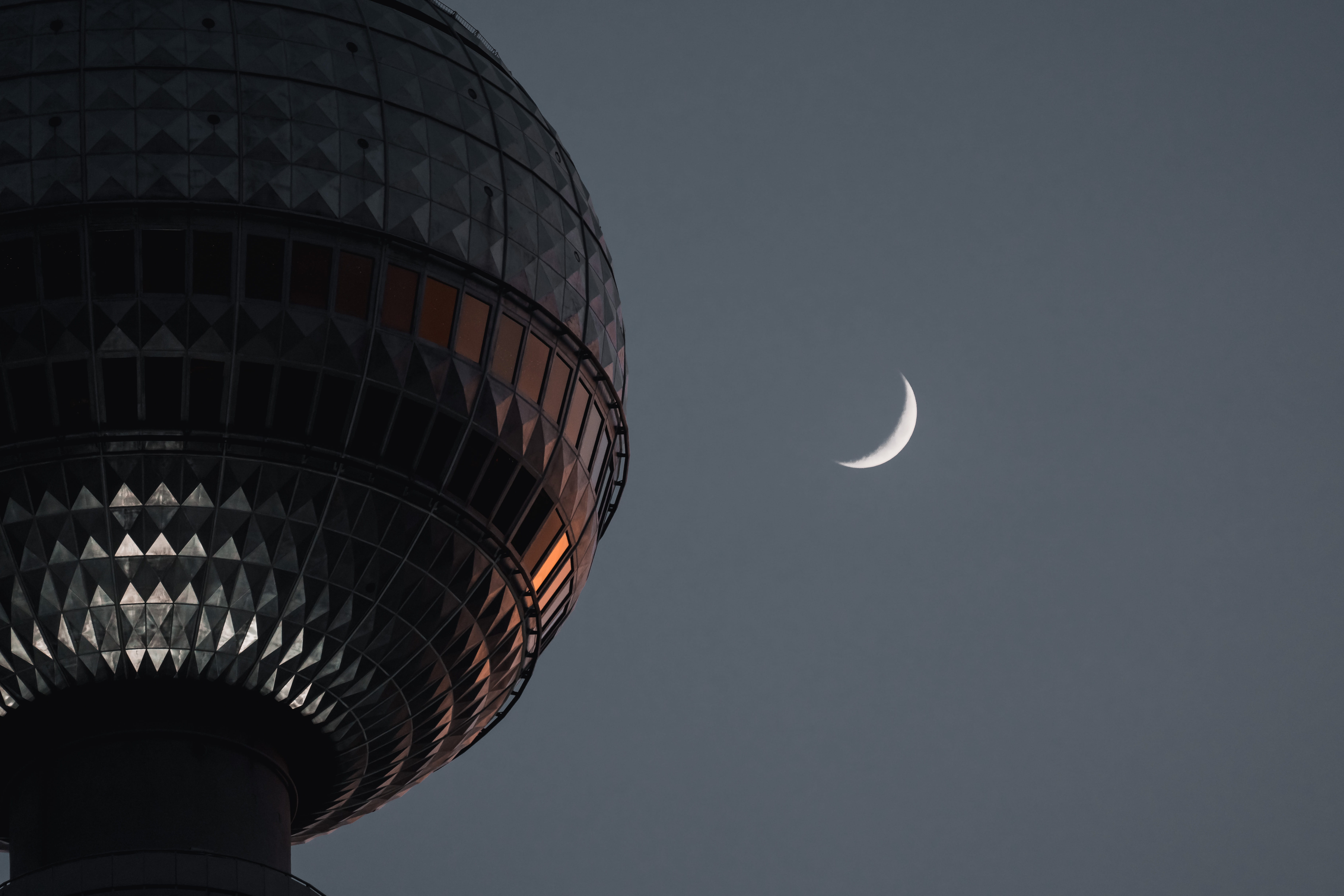 cityscape, texture, germany, moon, sphere, illuminated, space, beauty in nature, architecture, astronomy, magical, europe, low angle view, eclipse, planetary moon, HD Wallpaper
