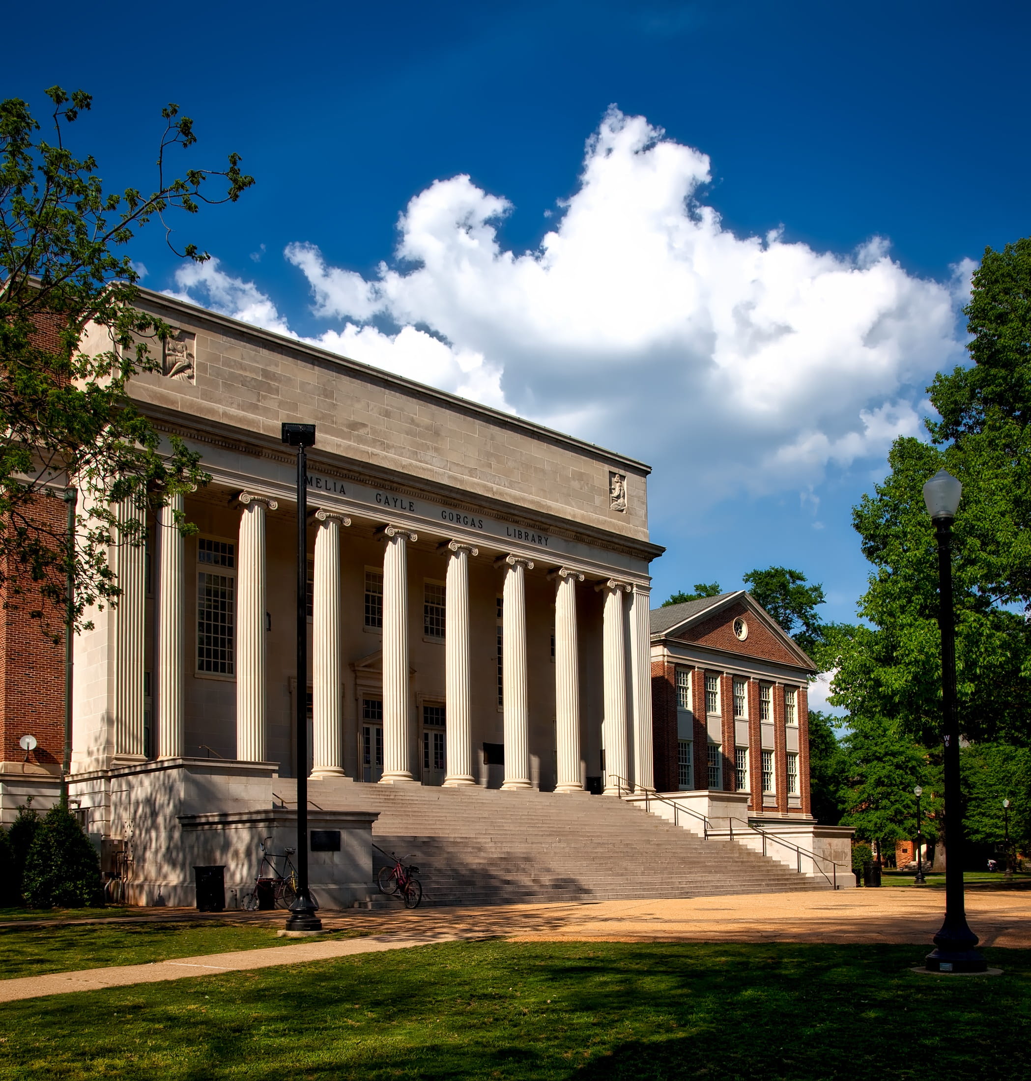 day, no people, hdr, school, Capitol, architectural column, campus, grass, history, nature, lawn, travel destinations, classic, landscape, the past, columns, Phone HD Wallpaper