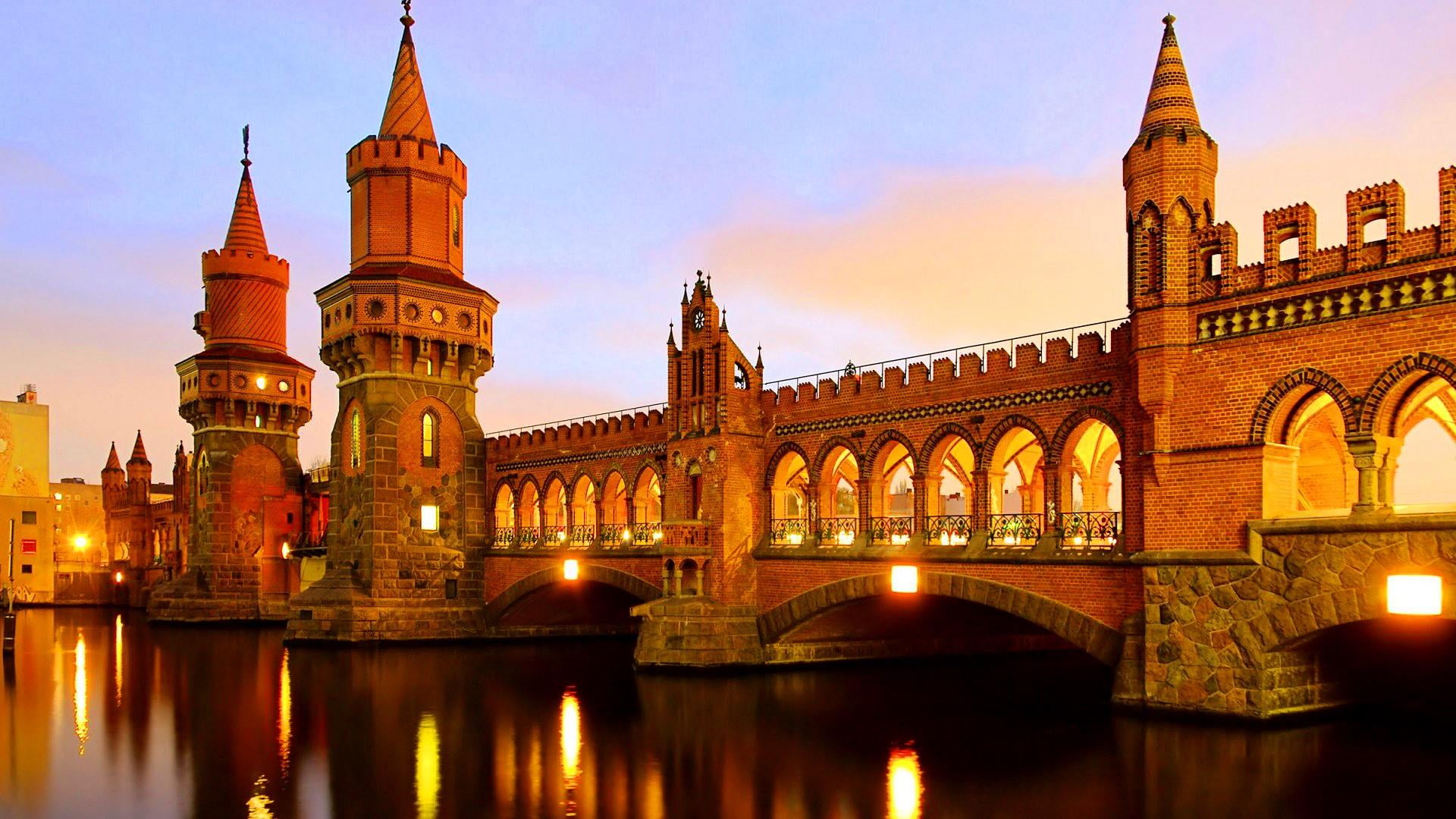 tower, no people, bridge - man made structure, reflection, travel destinations, germany, city, 1080P, cityscape, europe, night, government, bridge, oberbaum bridge, HD Wallpaper
