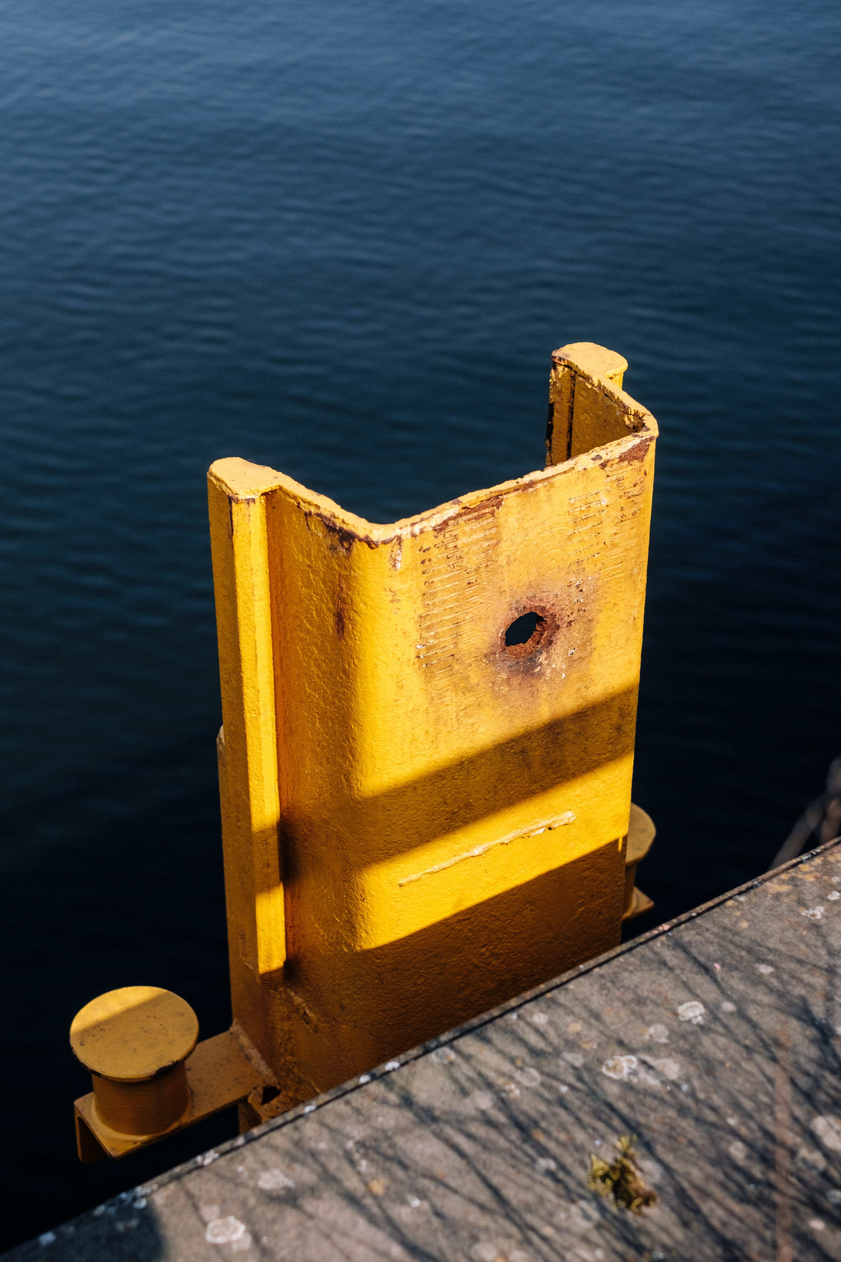 spree, focus on foreground, fujifilm, close-up, industrial, pier, no people, metal, sunlight, still life, banister, yellow, handrail, brown, parallel, wood - material, Phone HD Wallpaper