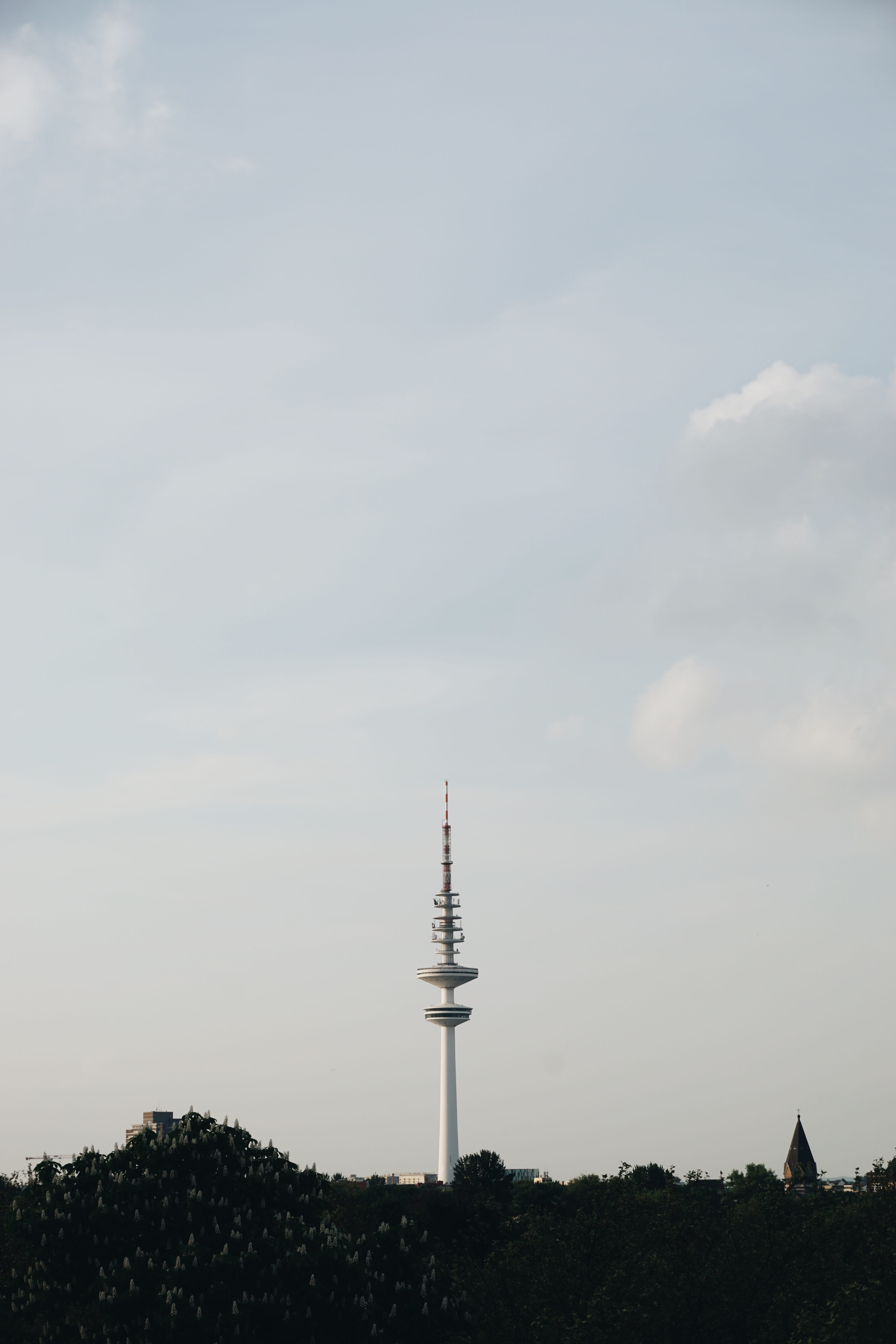 landmark, travel, tall - high, heinrich-hertz-turm, outdoors, plant, tower, nature, 5K, tourism, fernsehturm, no people, tree, cloud - sky, global communications, Phone HD Wallpaper