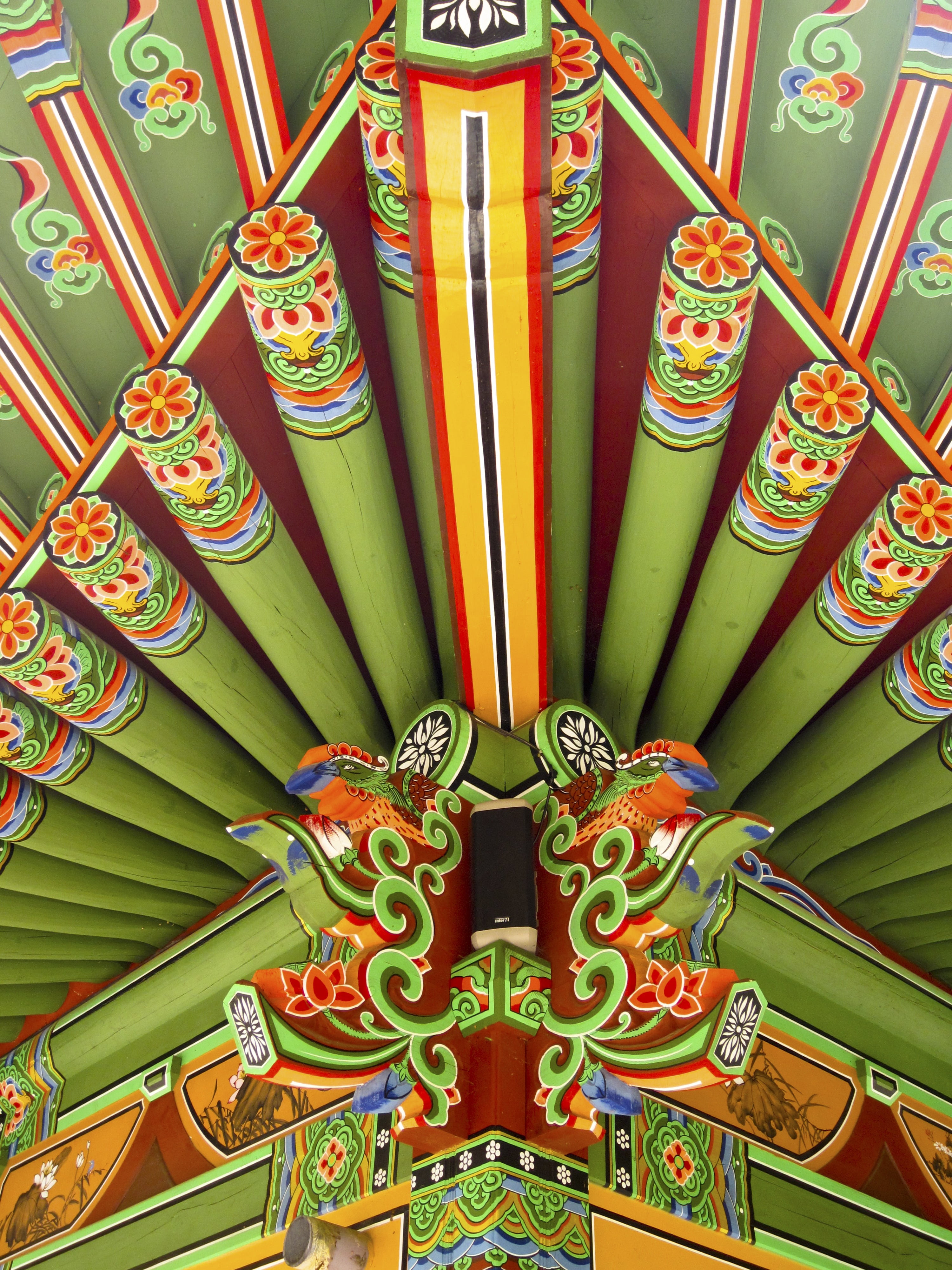 ornate, high angle view, pattern, day, 4K, creativity, architecture, multi colored, no people, floral pattern, festival, korea, full frame, temple, south korea, Phone HD Wallpaper
