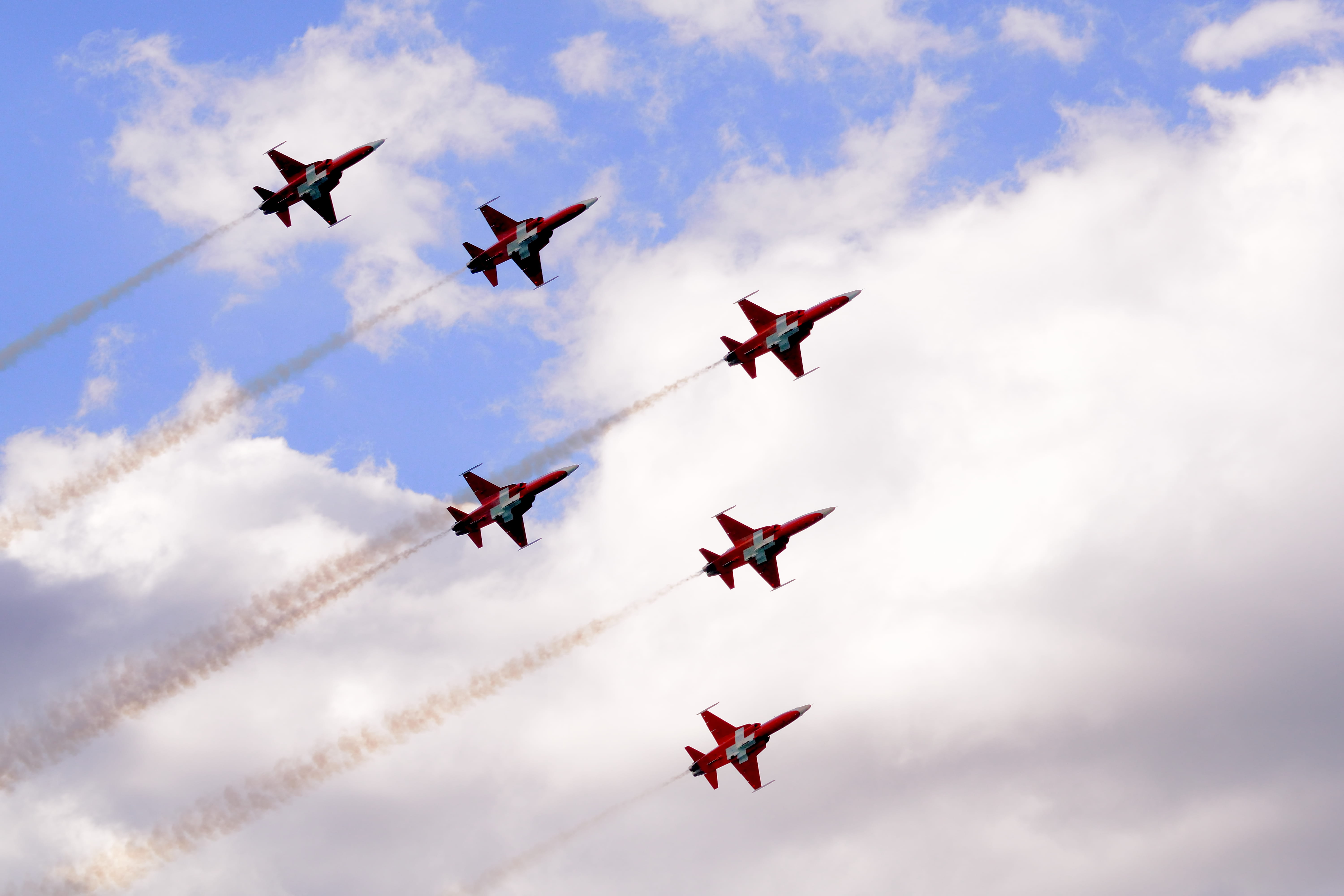 military airplane, order, airplane, patrouillesuisse, fly, sky, fliegen, cooperation, flying, blue, vapor trail, on the move, aerospace industry, partrouilleswiss, HD Wallpaper