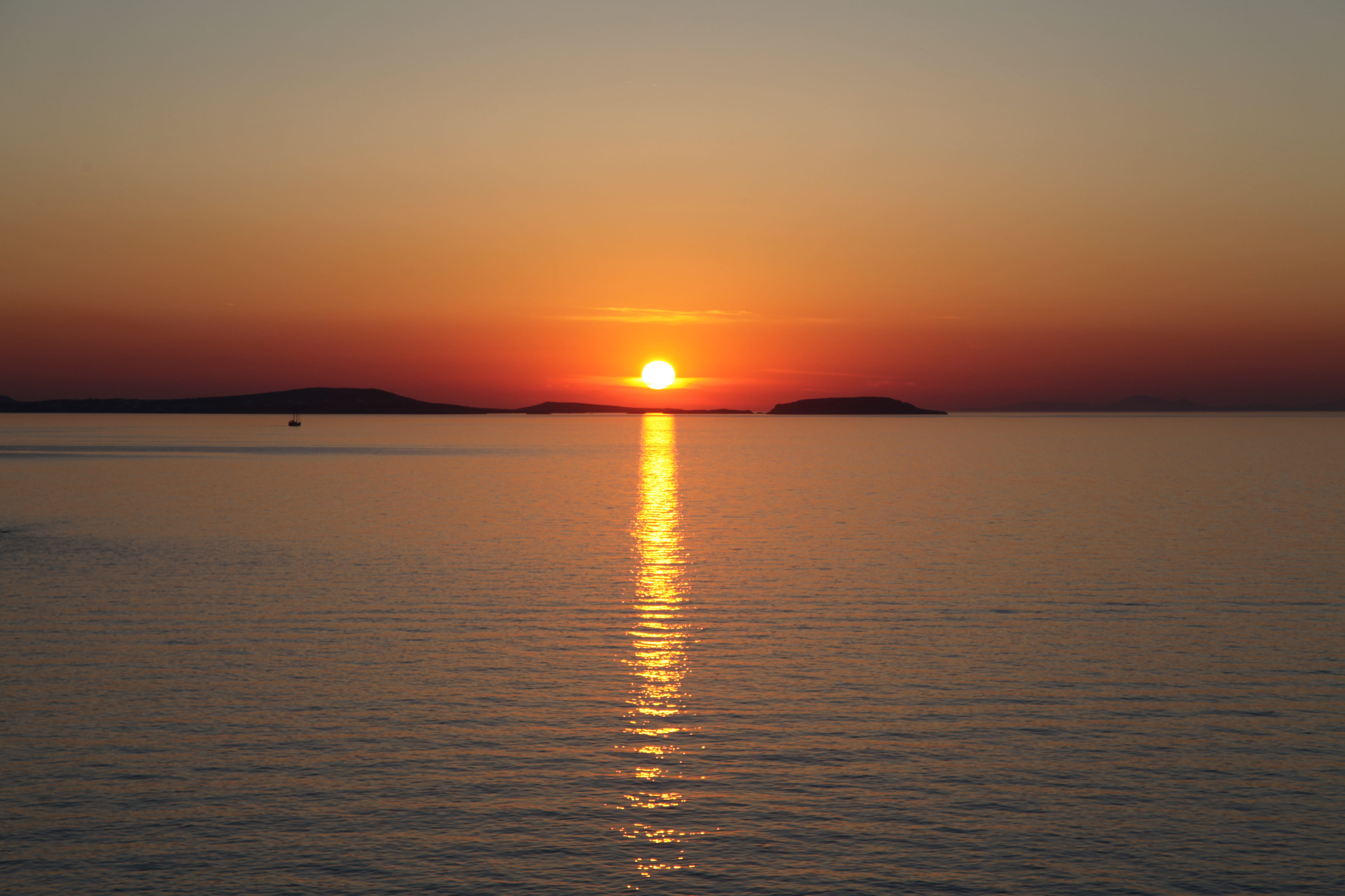 cyclades, relax, resort, naxos, horizon over water, south, sunlight, travel, 5K, horizon, orange color, beauty in nature, luxury, tourism, nature, outdoors, HD Wallpaper