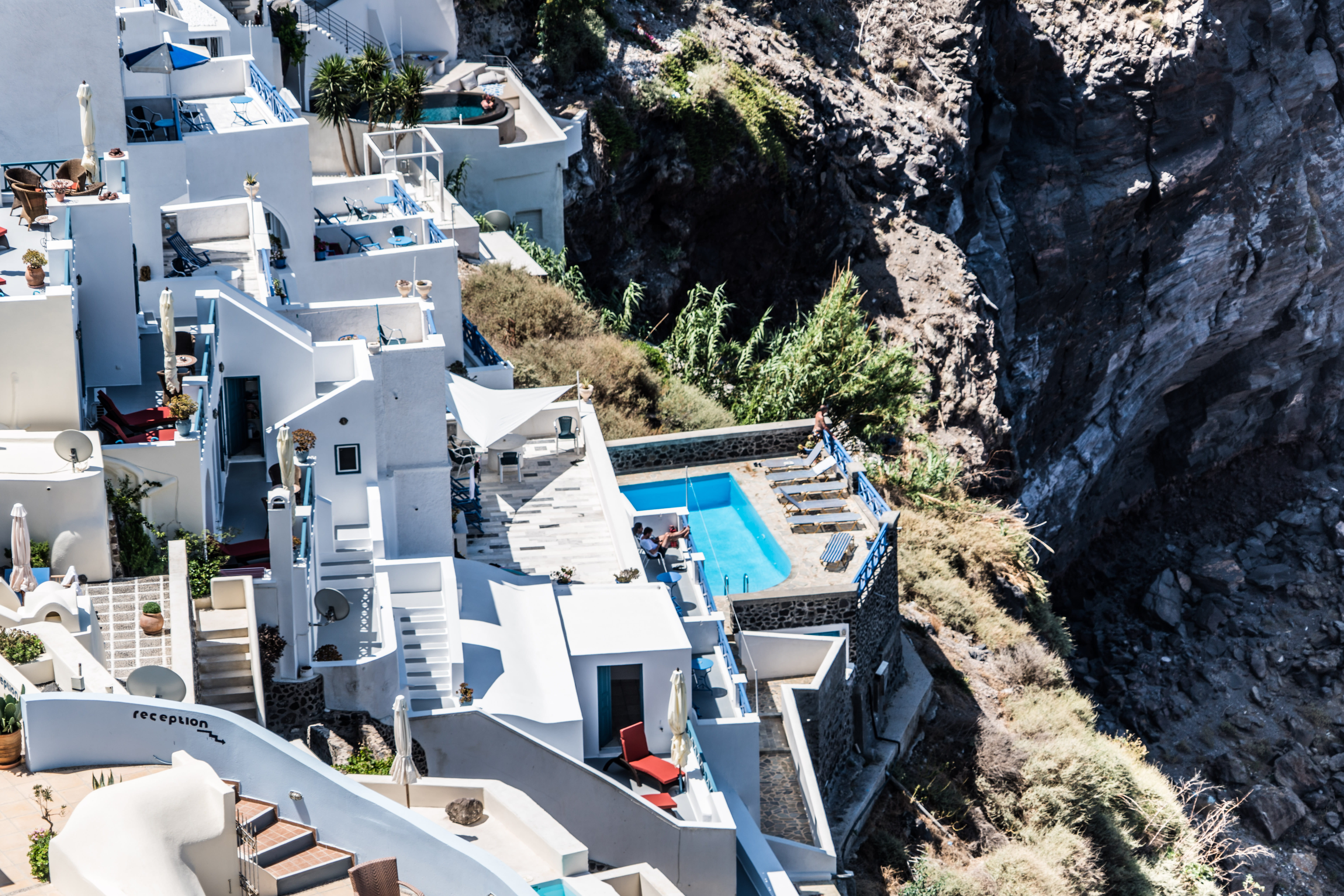 high angle view, mountain, Santorini, tourist, architecture, no people, swimming pool, europe, landscape, town, 5K, Travel, white, cliff, building exterior, HD Wallpaper