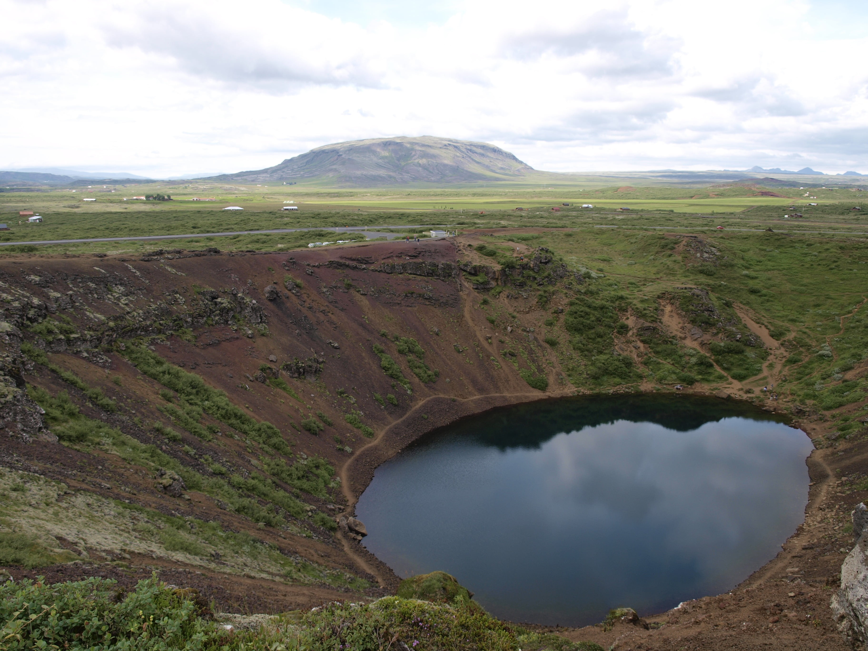 scenics, cloud - sky, idyllic, nature, non-urban scene, water, beauty in nature, lake, 2K, crater lake, environment, volcanic Landscape, volcano, volcanism, HD Wallpaper
