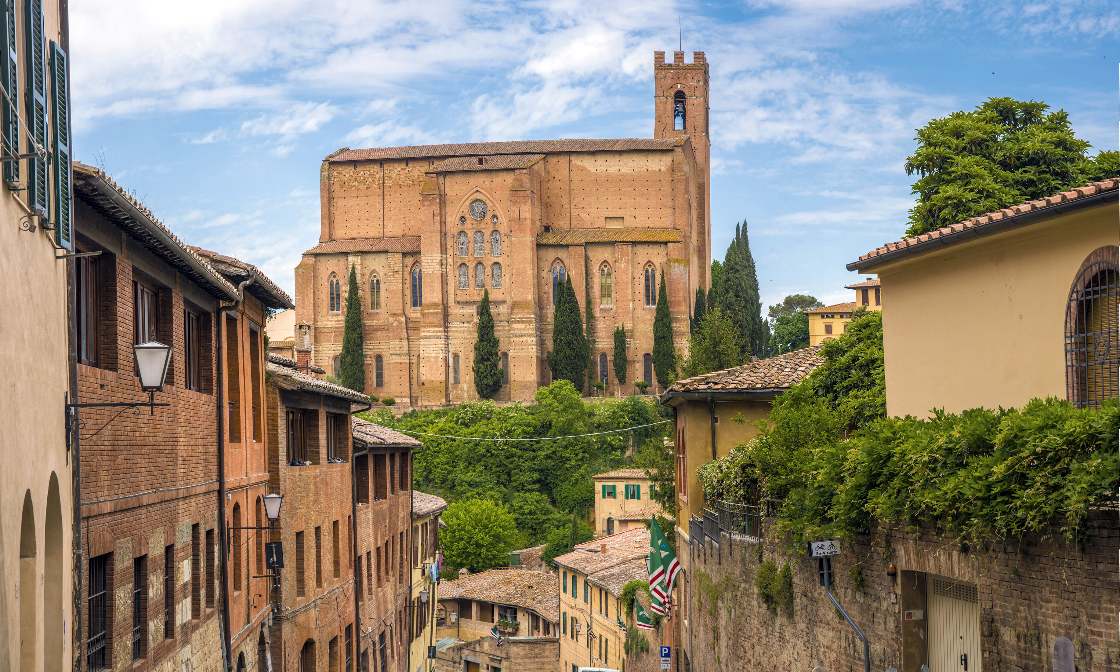 photography, built structure, tourism, tree, residential district, village, plant, no people, outdoor, daytime, san domenico, cloud, sky, building, europe, HD Wallpaper