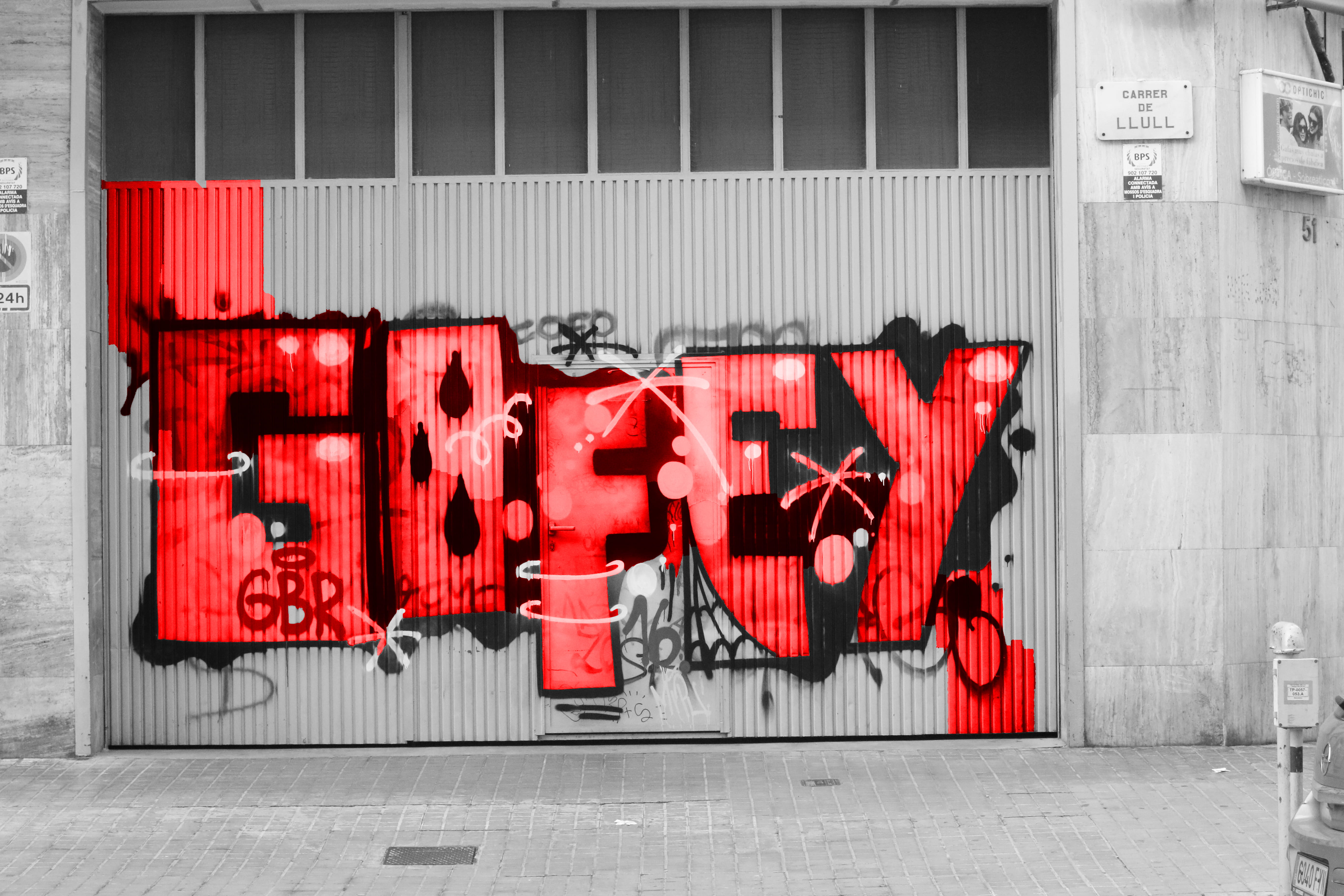 building exterior, outdoors, no people, urban, garage, door, creativity, closed, built structure, architecture, communication, graffiti, western script, HD Wallpaper