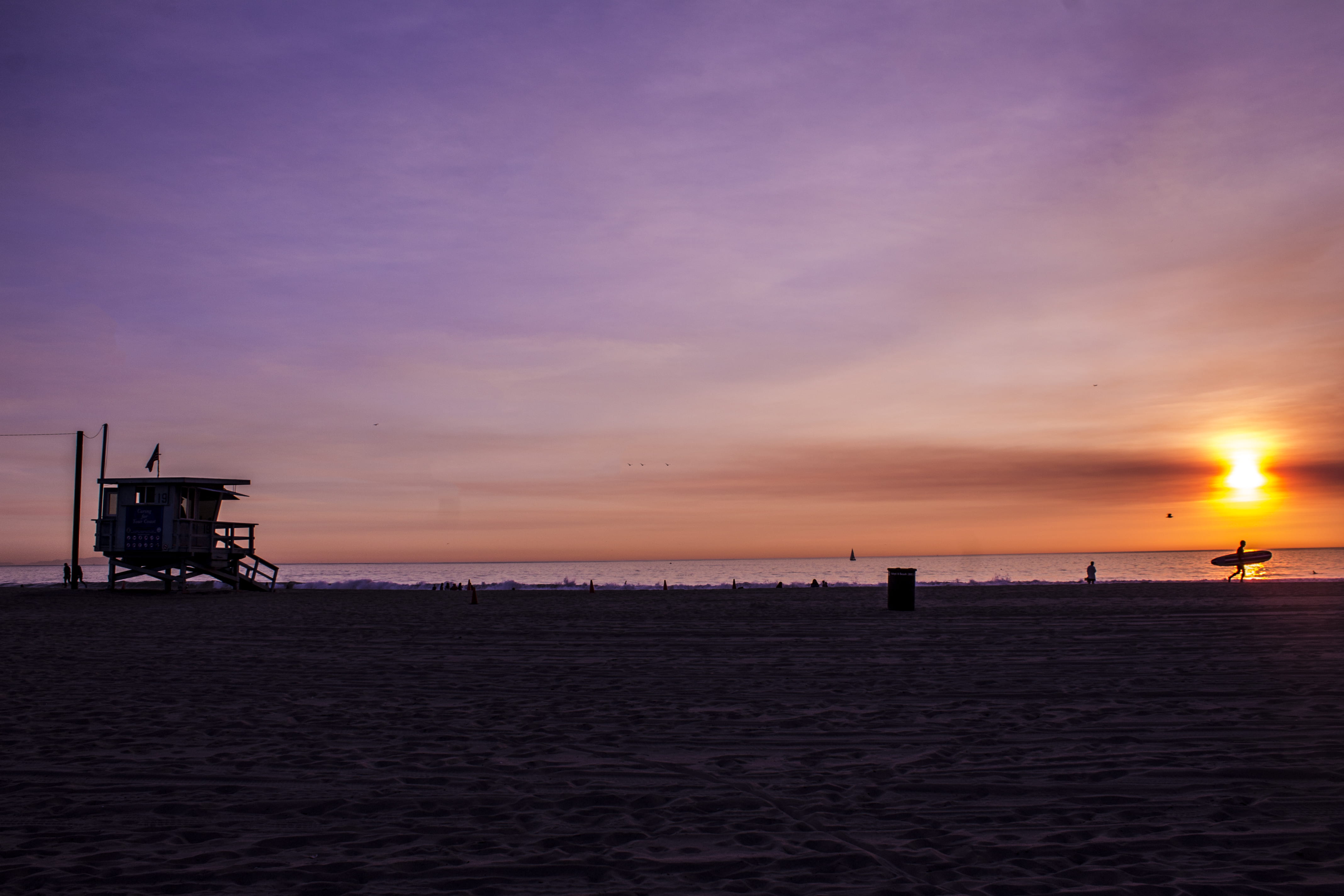 beauty in nature, hut, tranquility, sand, purple, nature, water, horizon over water, horizon, outdoors, guard, silhouette, photography, incidental people, HD Wallpaper