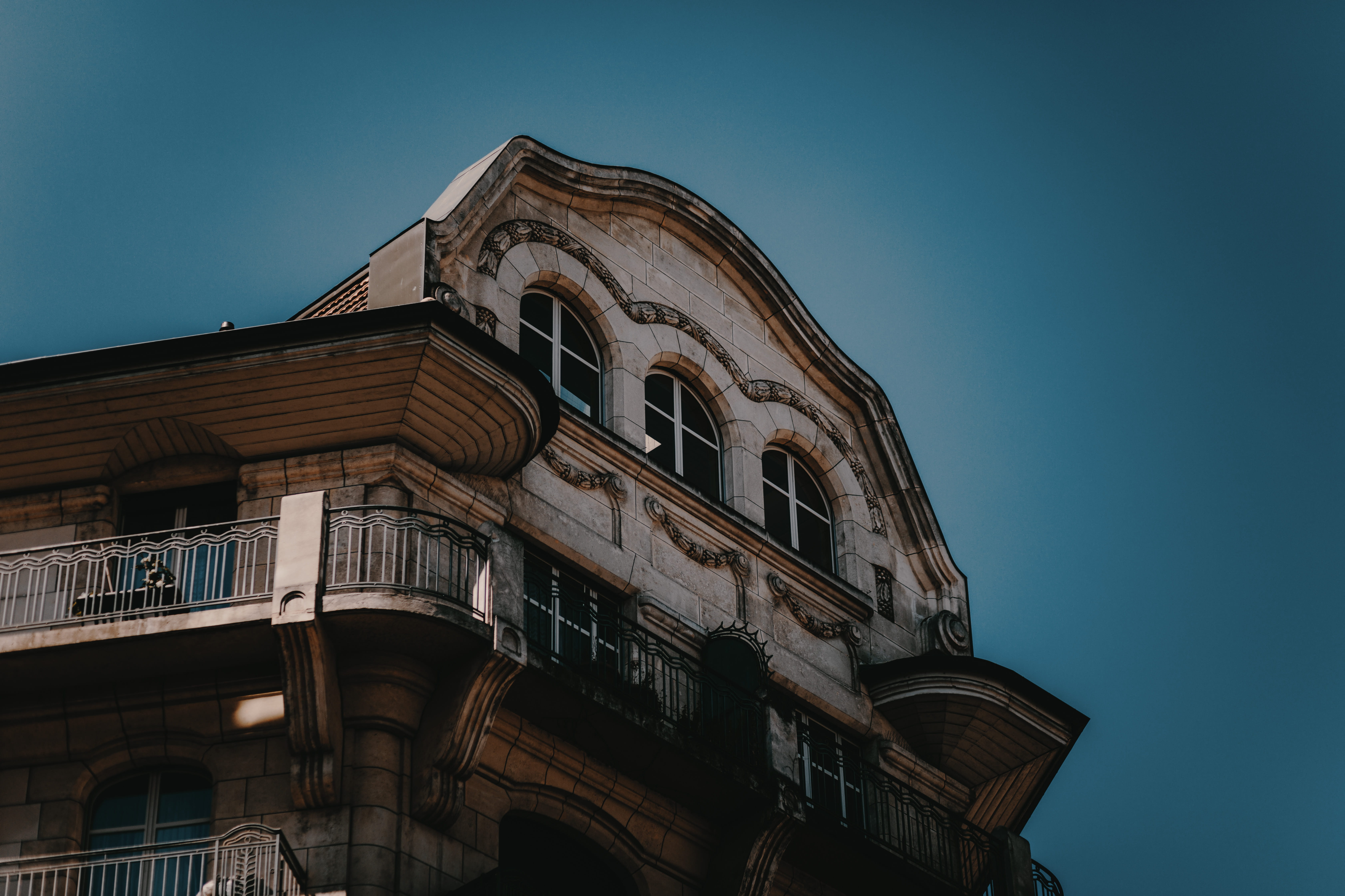 vintage, the past, villereuse, photography, old, building exterior, day, arch, nature, ornate, geneva, 5K, history, high, white, window, balcony, switzerland, HD Wallpaper