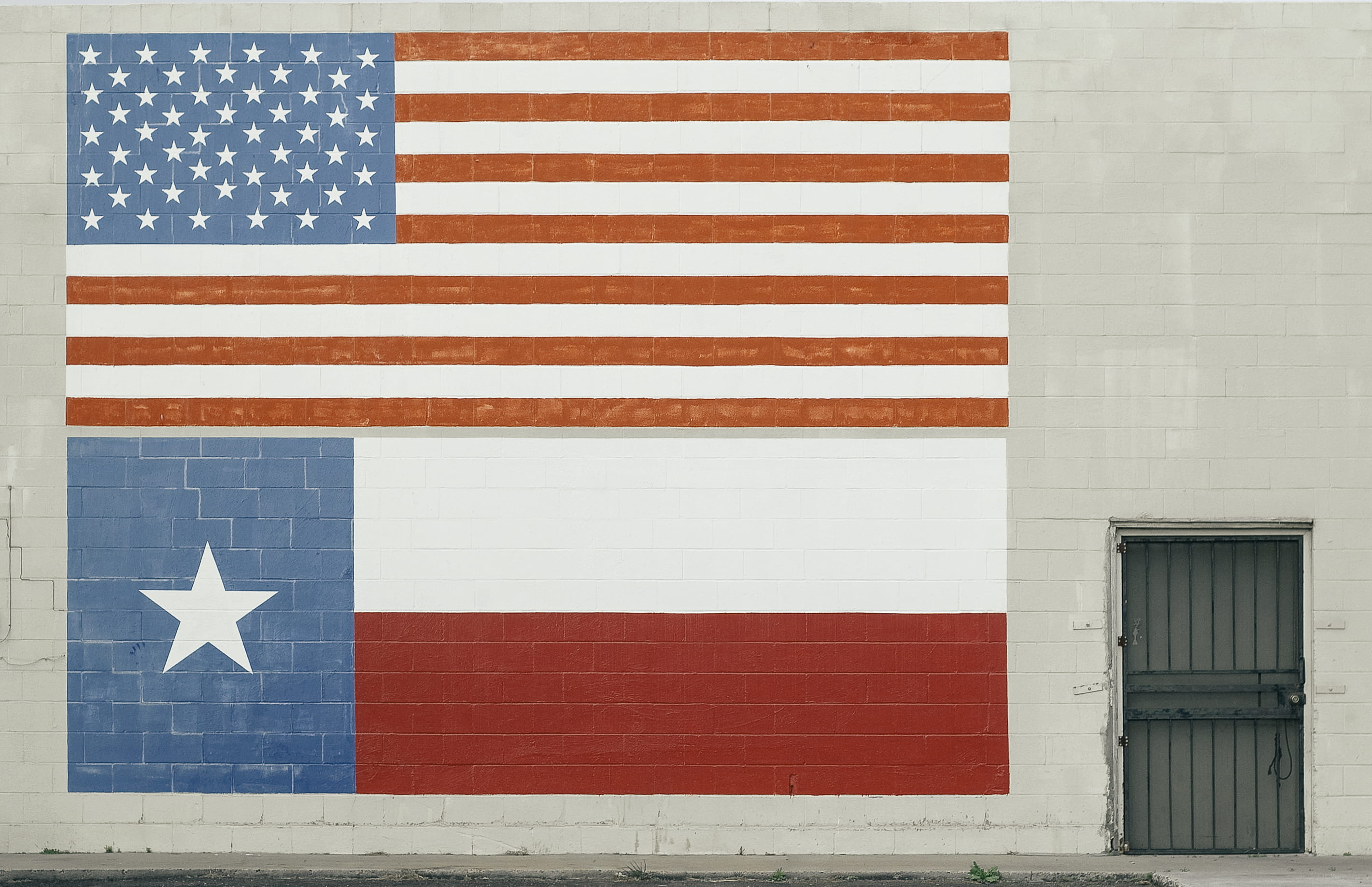 brick wall, united states, 2K, star shape, background, postal office, door, no people, texas flag, trademark, striped, wall, symbol, white color, texas, HD Wallpaper