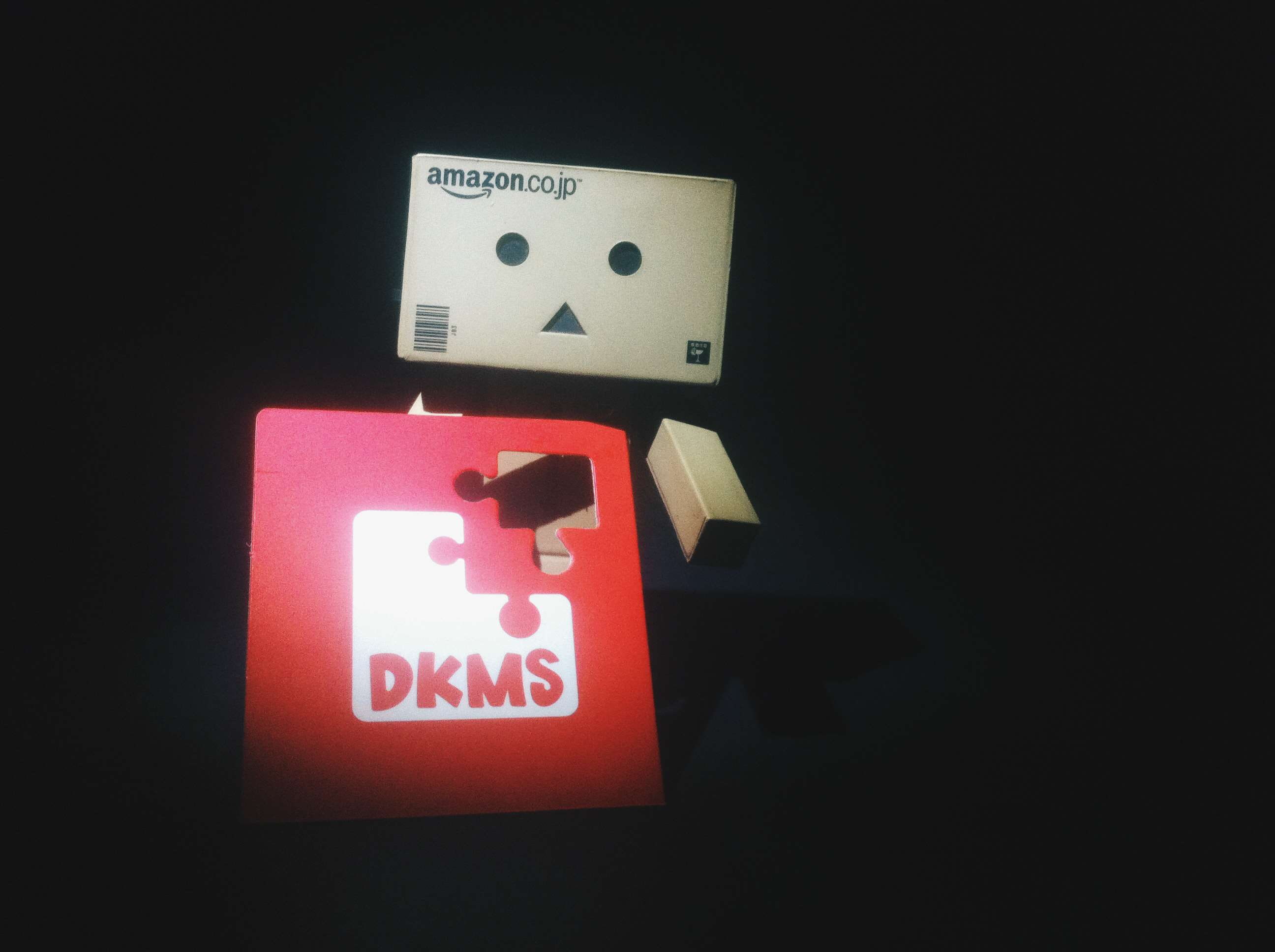 illuminated, no people, dark, dkms, arts culture and entertainment, box, black background, toyphotography, technology, 2K, donors, capital letter, robot, HD Wallpaper