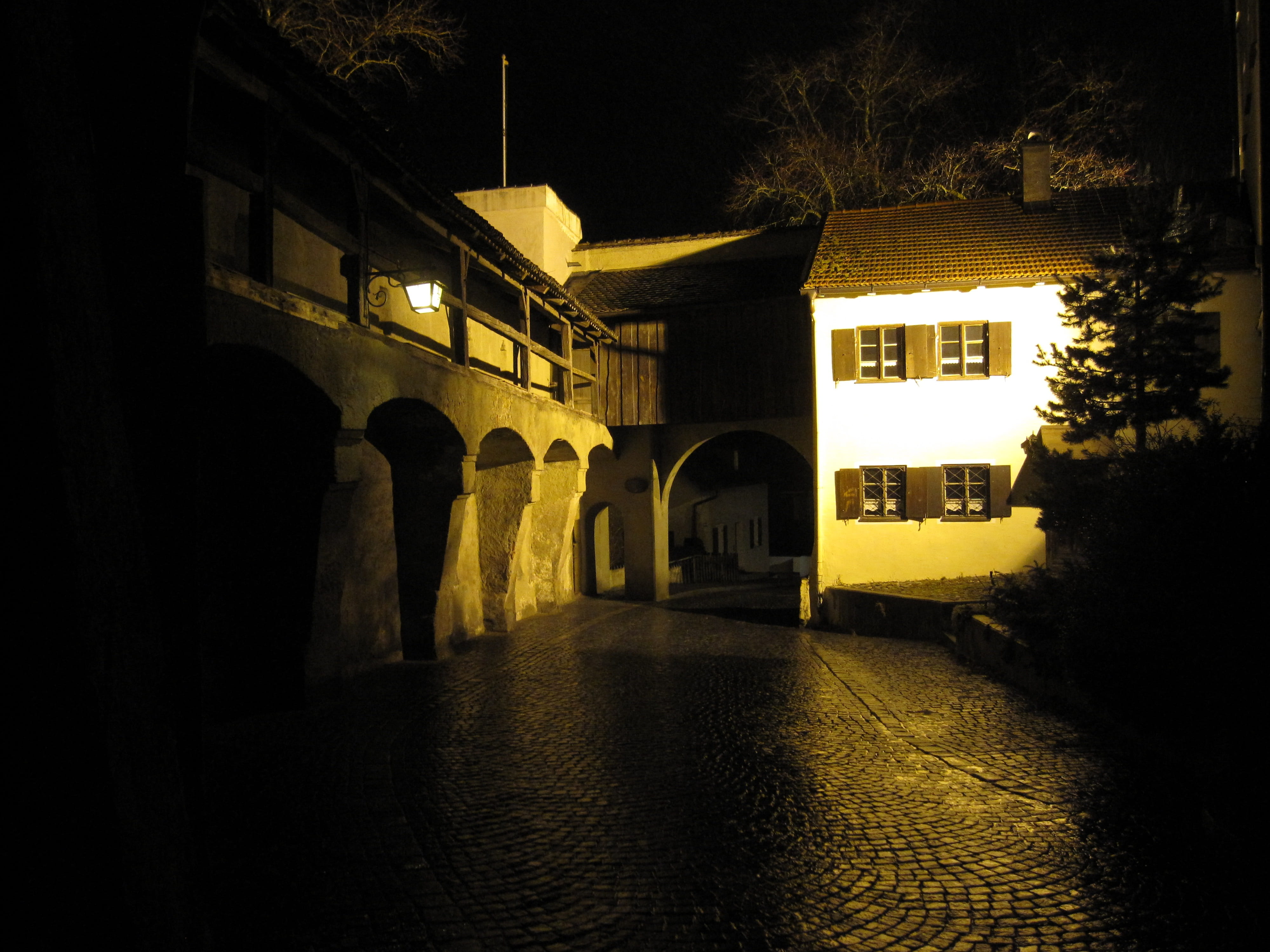 no people, direction, illuminated, lighting, street, home, night, 4K, maxtor, commercial town, ballhaus, building exterior, city gate, city view, downtown, HD Wallpaper