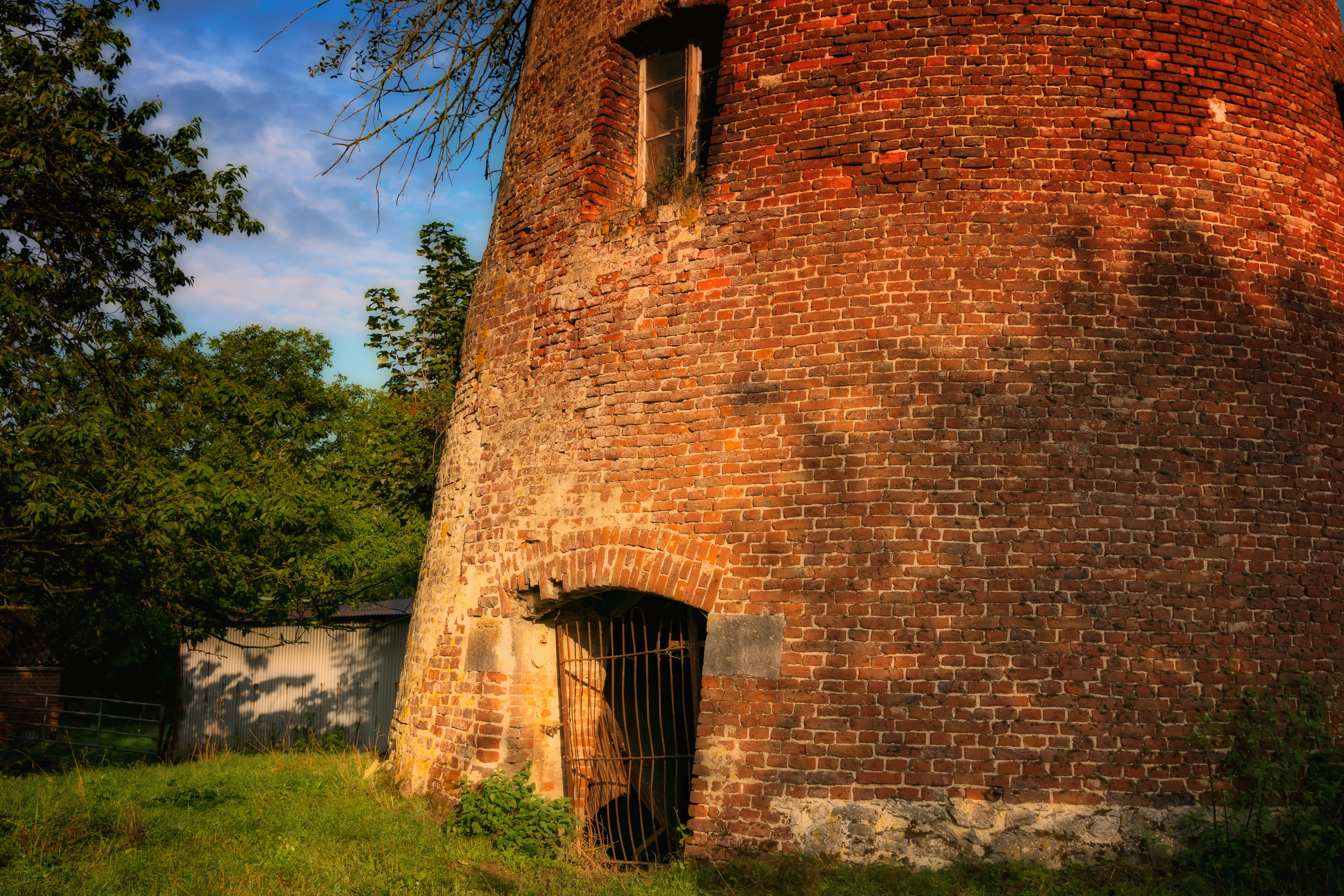 mood, the past, house, forest, wall - building feature, ruined, day, 5K, masonry, mysterious, brick wall, landscape, architecture, grid, history, atmosphere, HD Wallpaper