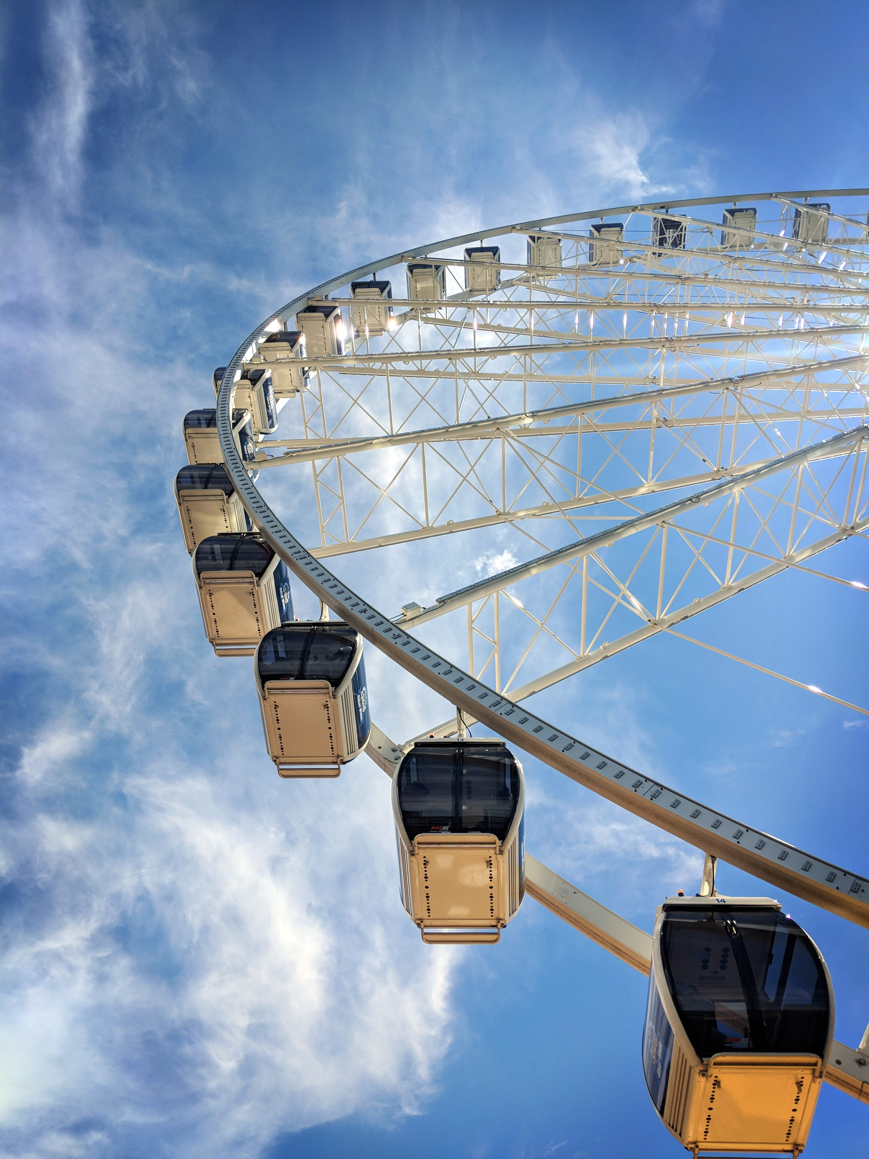 outdoors, seattle, no people, built structure, ferris wheel, seattle great wheel, leisure activity, 4K, cloud - sky, low angle view, travel destinations, Phone HD Wallpaper