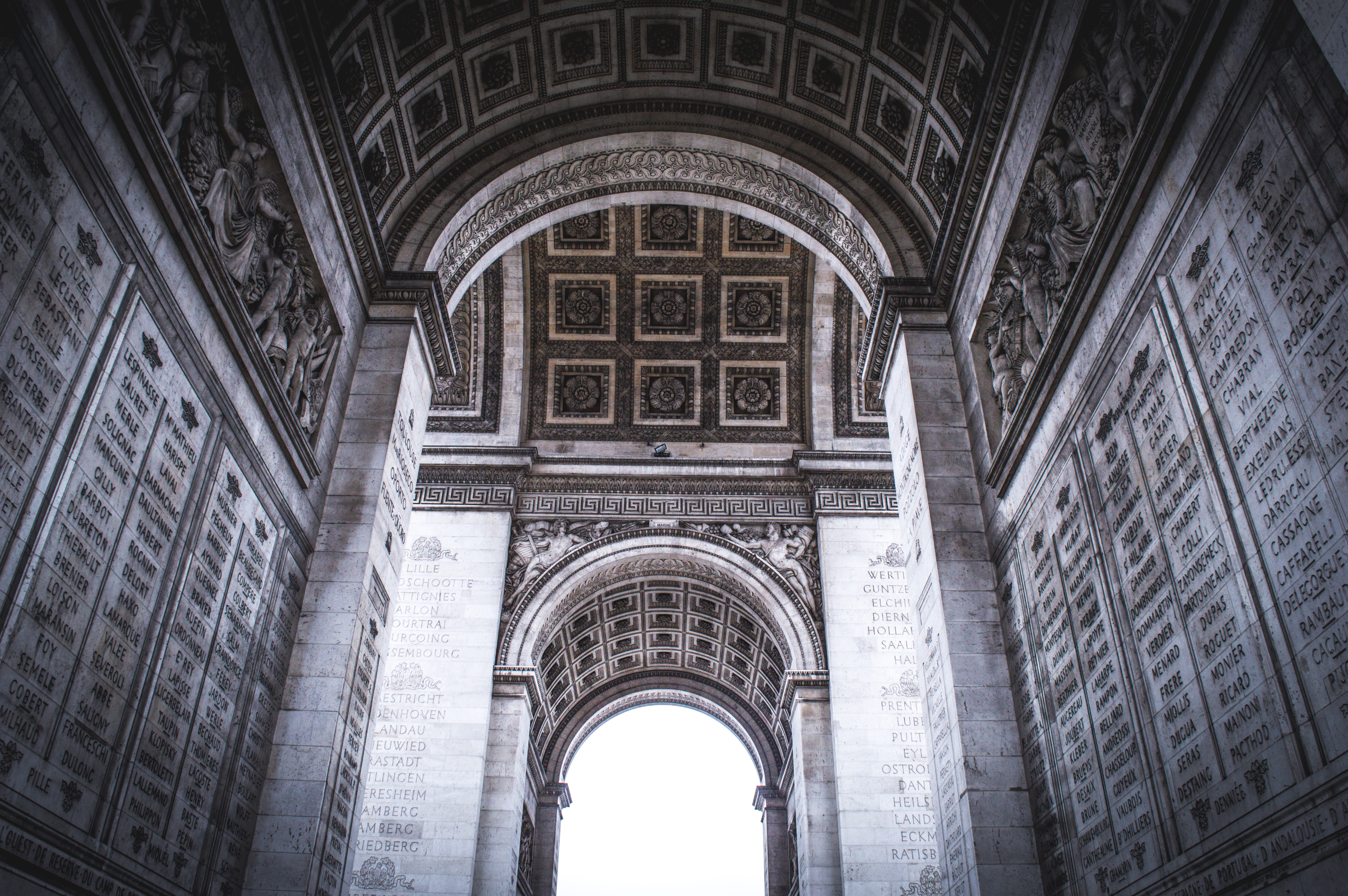 day, carving, carving - craft product, outdoors, history, travel, low angle view, the past, architecture and art, concrete, arch, craft, city, angle, low, HD Wallpaper