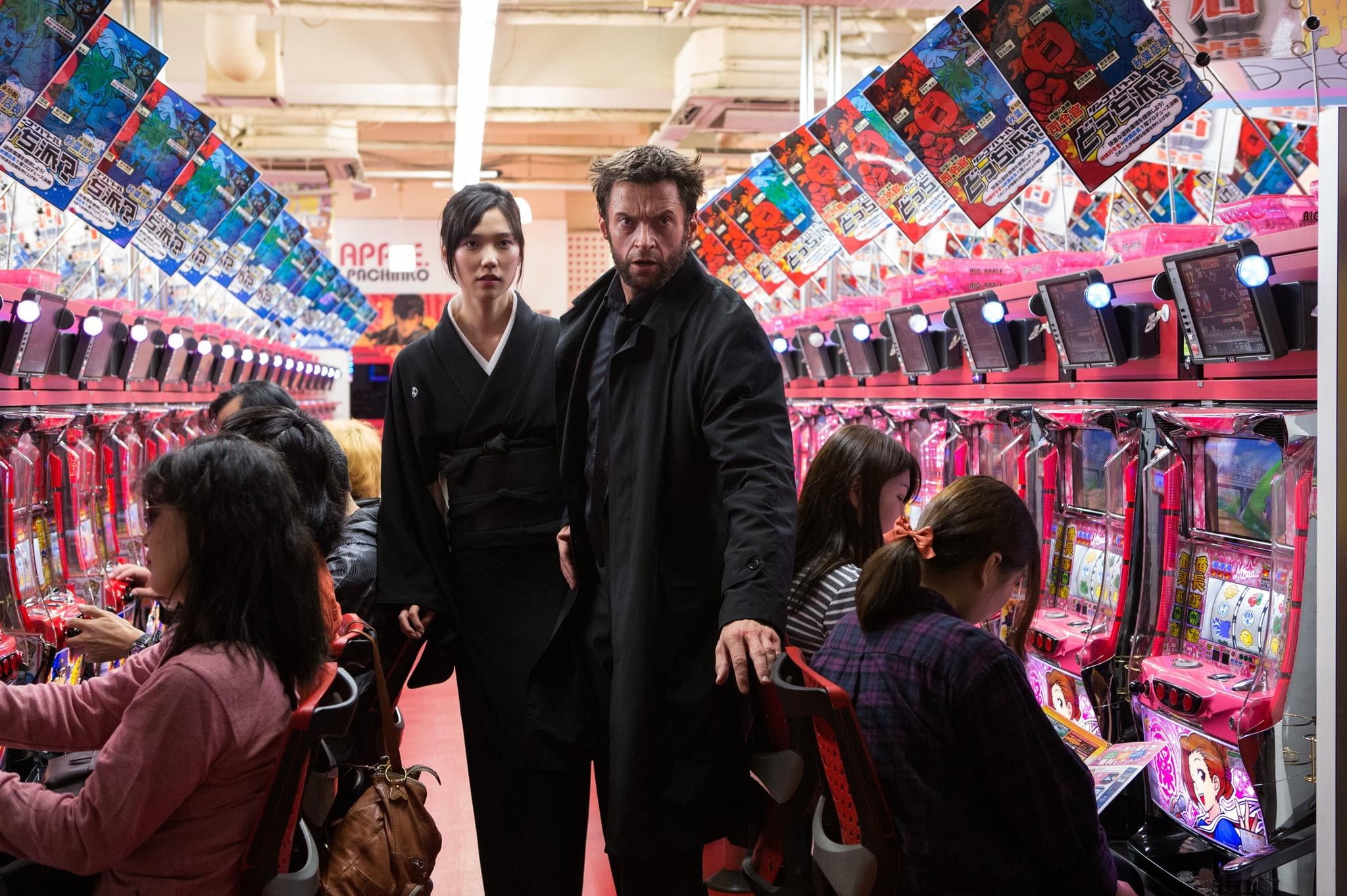 hugh, standing, three quarter length, 1080P, market, waist up, tao, lifestyles, wolverine, adult, buying, togetherness, shopping, leisure activity, group of people, HD Wallpaper