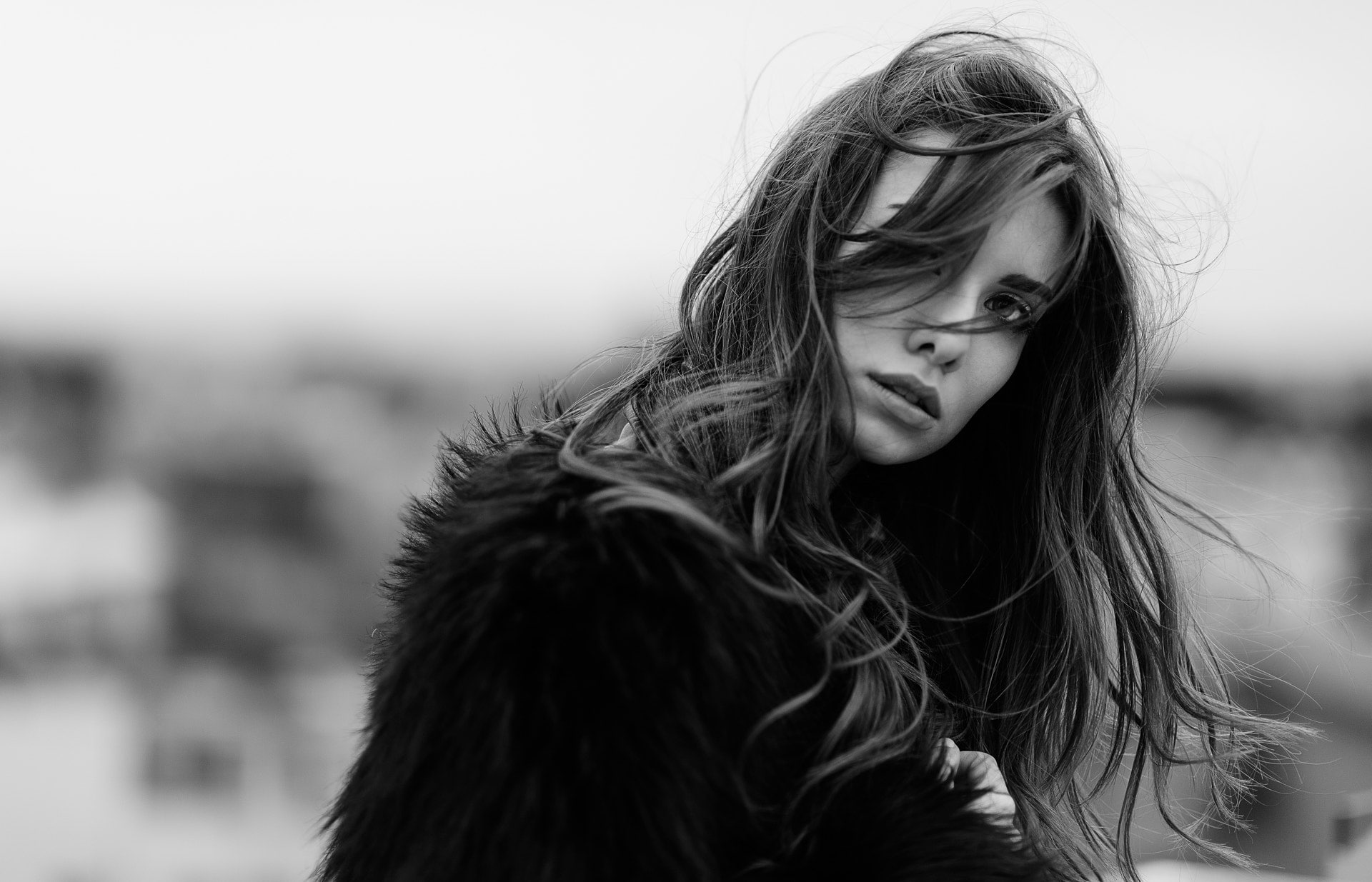 long hair, Yan Bertoni, hair in face, Benedetta Mennini, front view, one person, looking, focus on foreground, headshot, 1080P, adult, human hair, beauty, HD Wallpaper