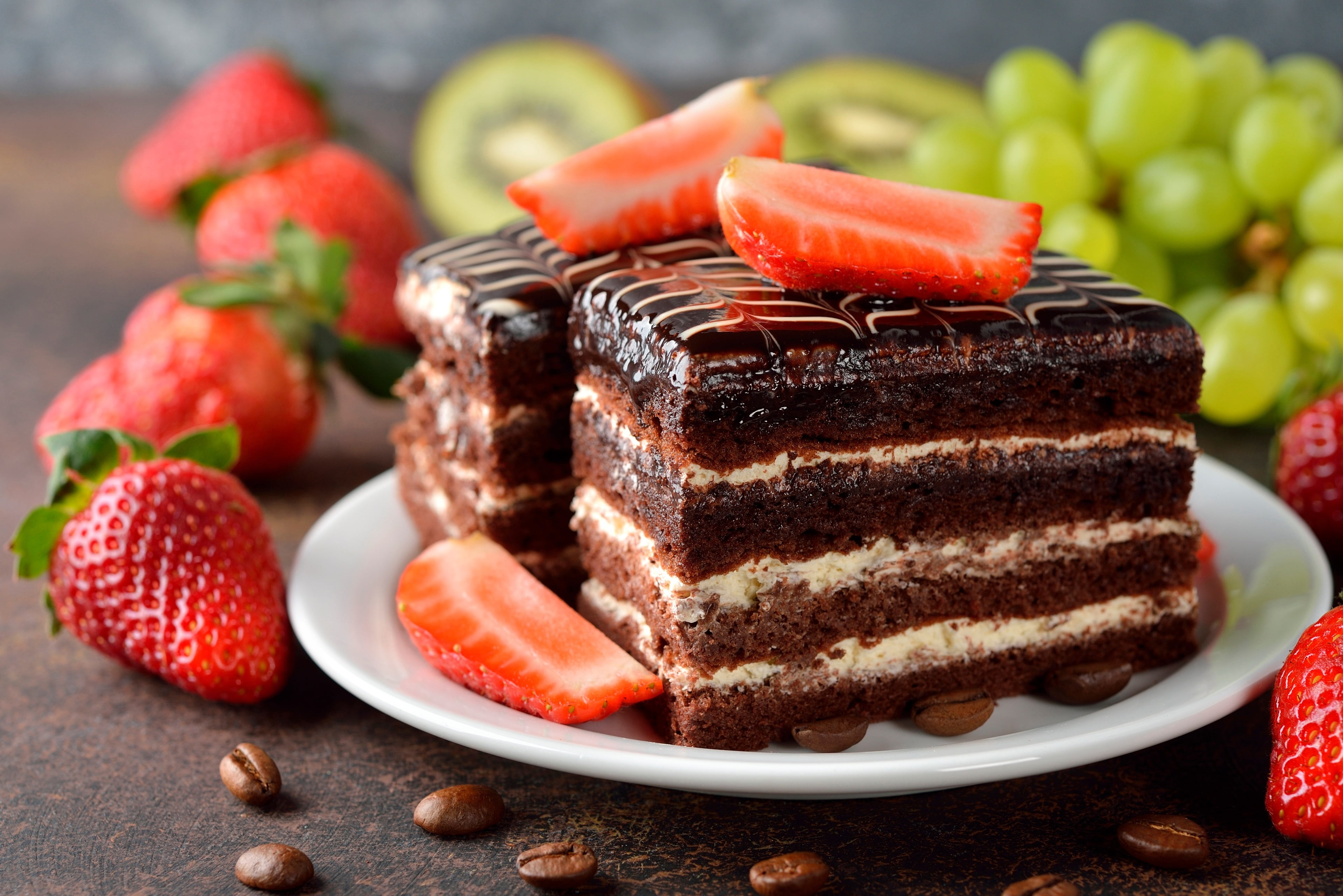 slice of cake, no people, freshness, still life, indoors, sweet, indulgence, table, ready-to-eat, 4K, cake, food, dessert 4k free hd desktop background, HD Wallpaper