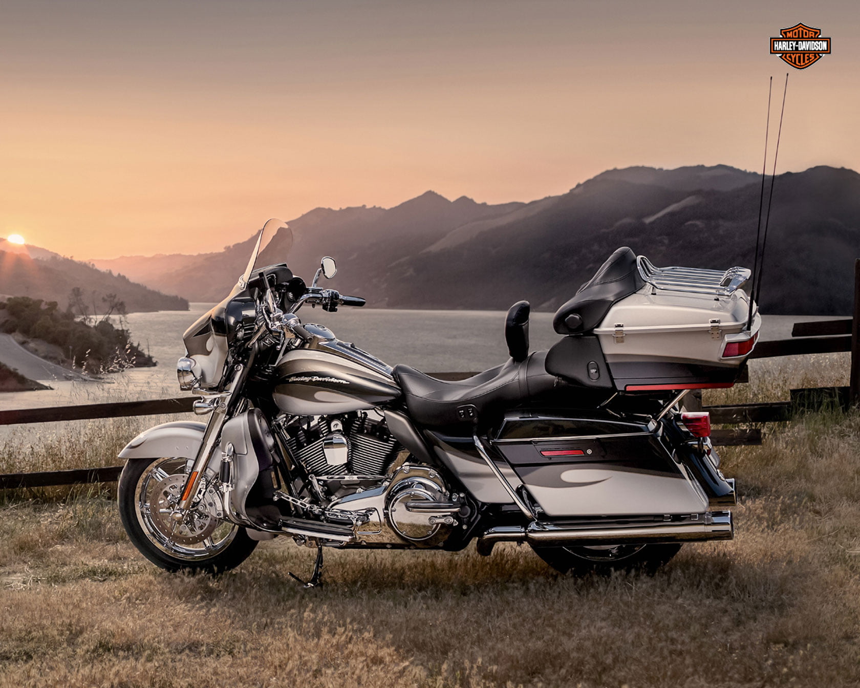 landscape, classic, sunset, day, 720P, scenics - nature, sunlight, flhtcuse8, cvo, outdoors, 2013, motorcycle, tranquil scene, harley, davidson, nature, HD Wallpaper