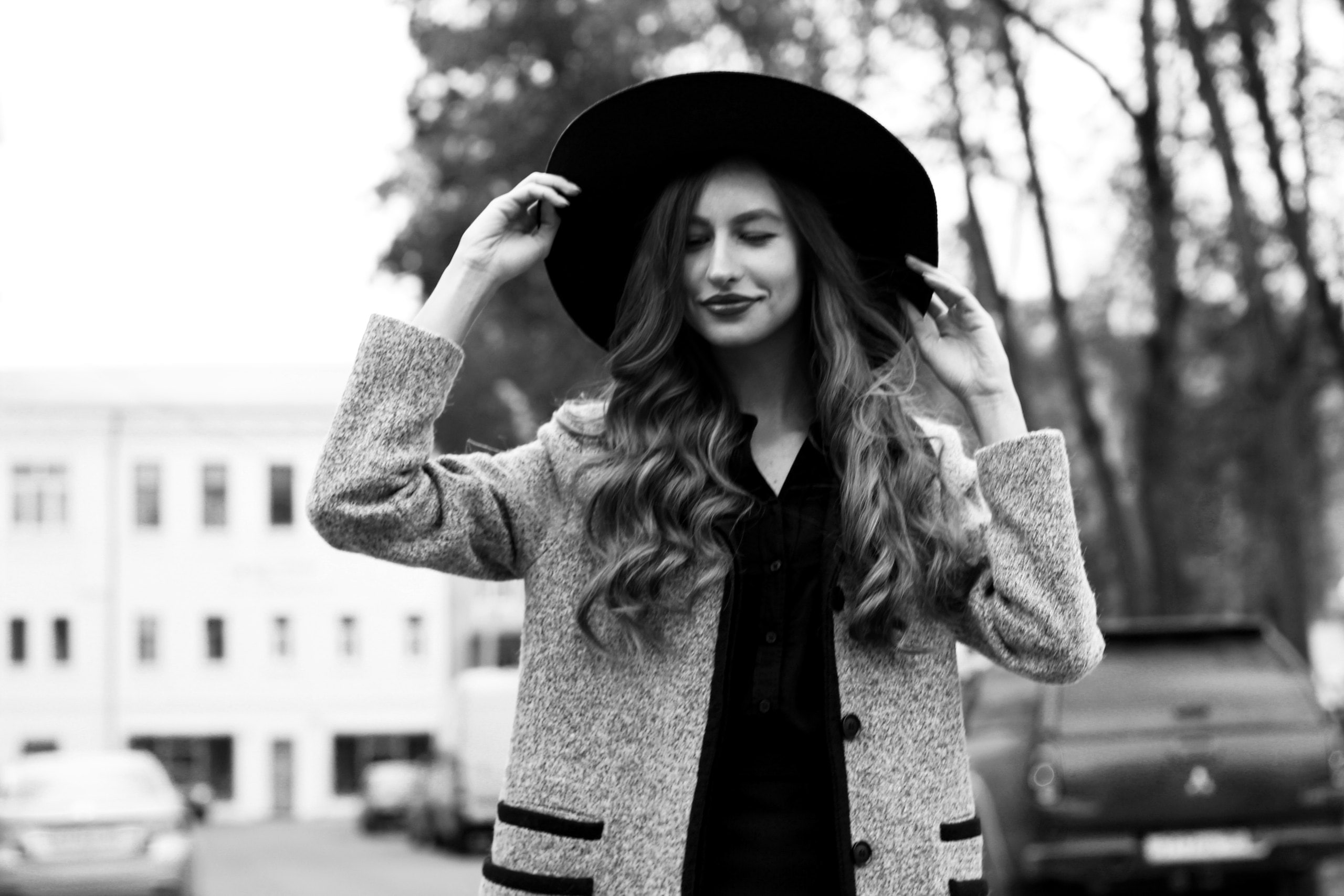 smiling, monochrome, beauty, fashion, hairstyle, lifestyles, long hair, women, young adult, beautiful woman, happiness, model, focus on foreground, hair, HD Wallpaper