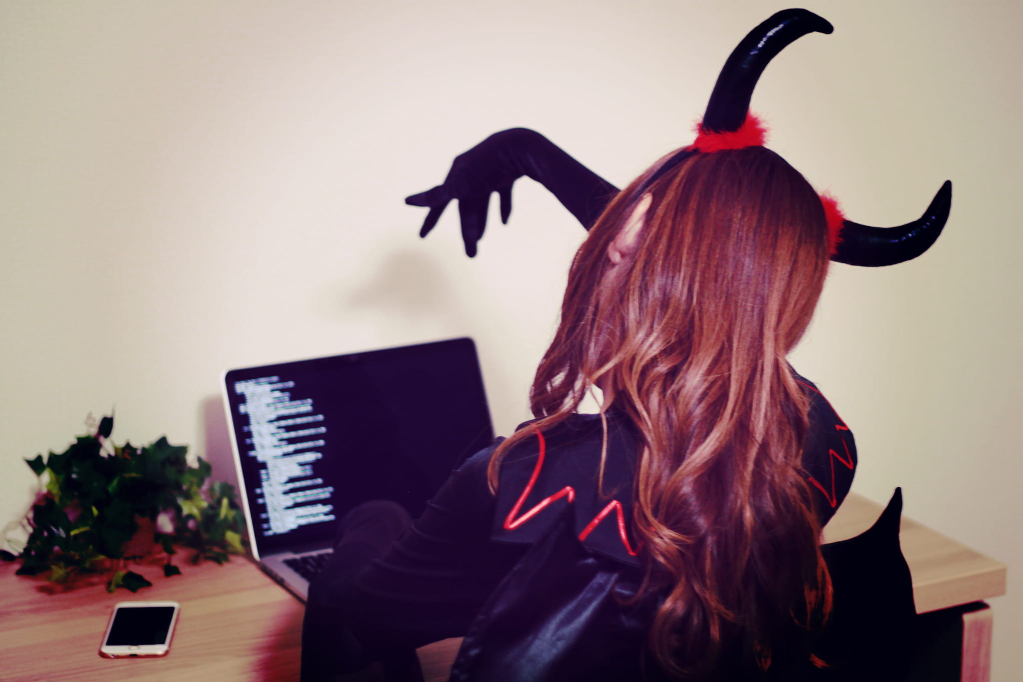 working, laptop computer, females, real people, 1080P, music, home interior, one Person, redhead, woman in black, women, caucasian Ethnicity, lifestyles, HD Wallpaper