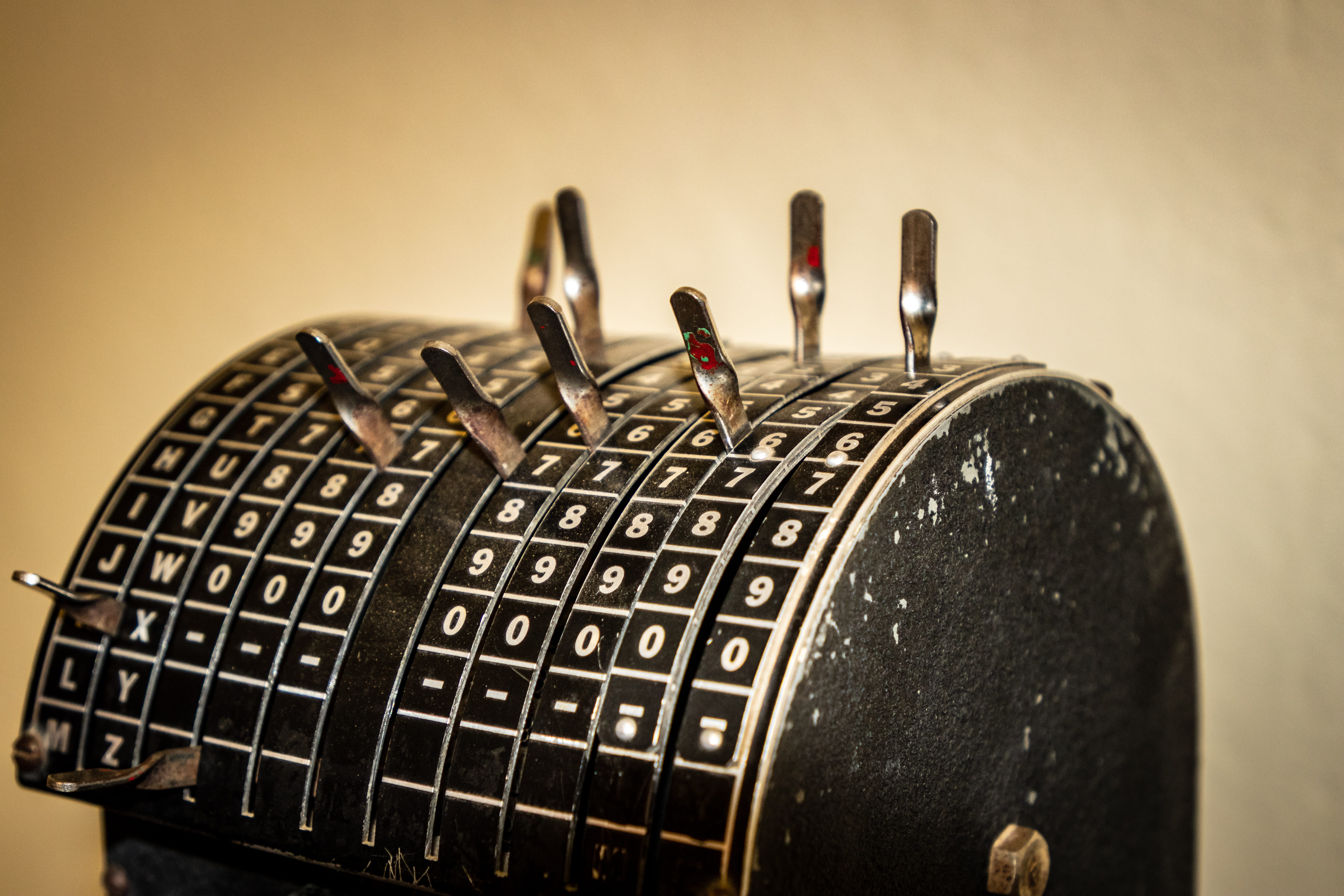 technology, lock, guitar, combination lock, music, indoors, studio shot, keyboard, computer keyboard, no people, sewing, electric guitar, electrical device, HD Wallpaper