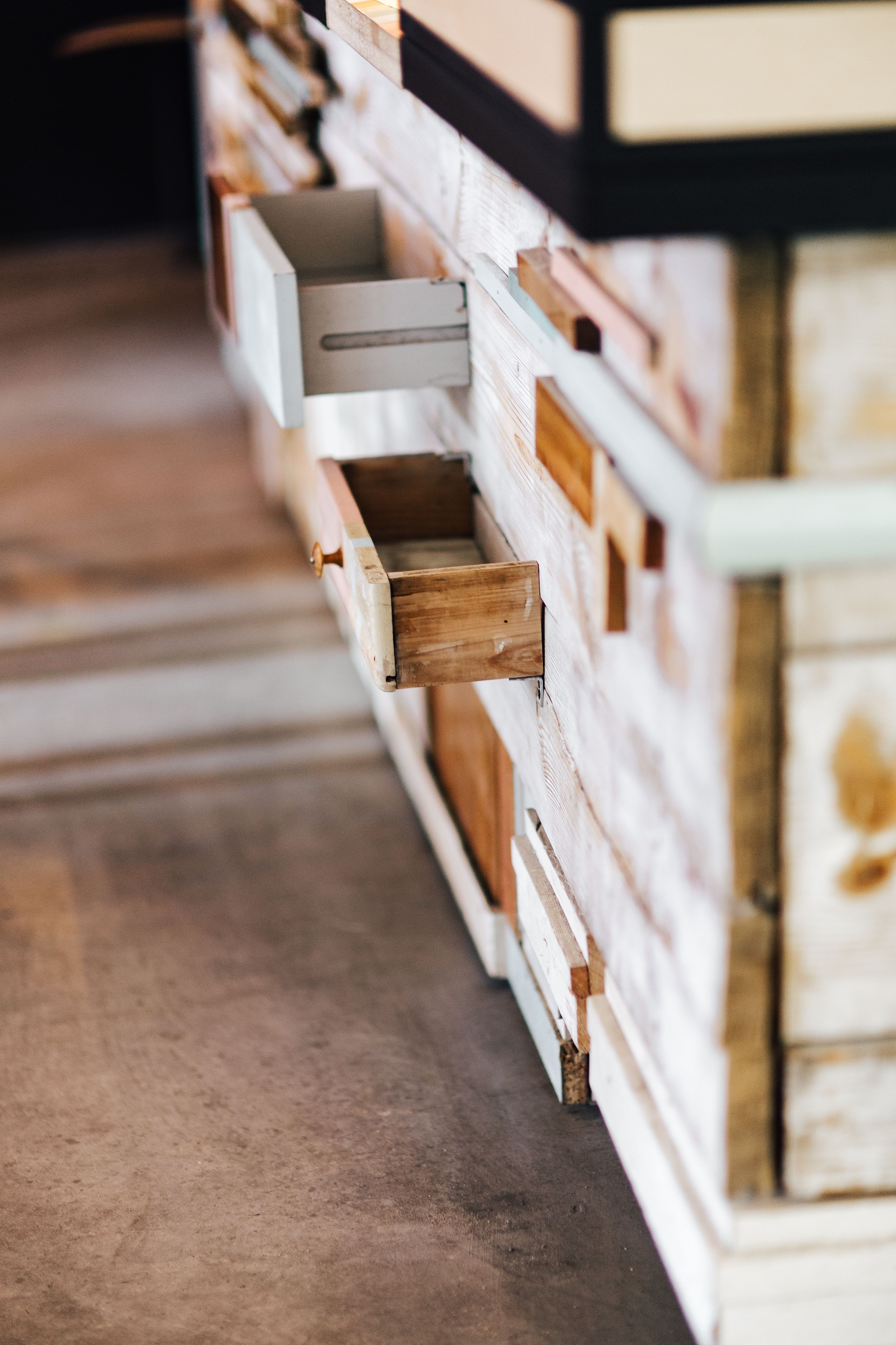 arrangement, white color, day, wall - building feature, building, shelves, selective focus, exhibit, architecture, shelf, box - Container, art, large group of objects, Phone HD Wallpaper