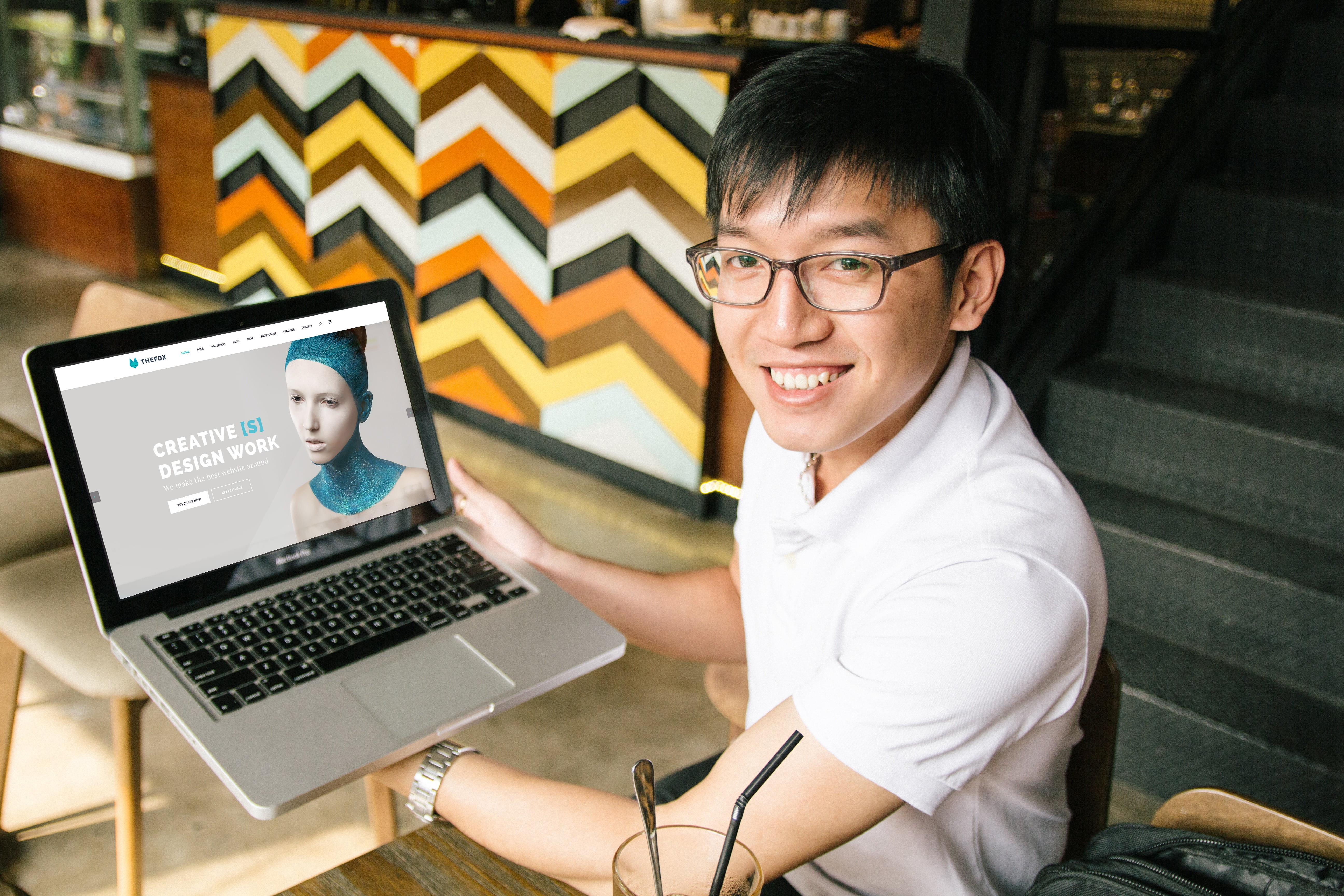 using laptop, working, young adult, pro, holding, happiness, cheerful, mockup, occupation, display, laptop, device, adult, web, 5K, connection, smiling, HD Wallpaper
