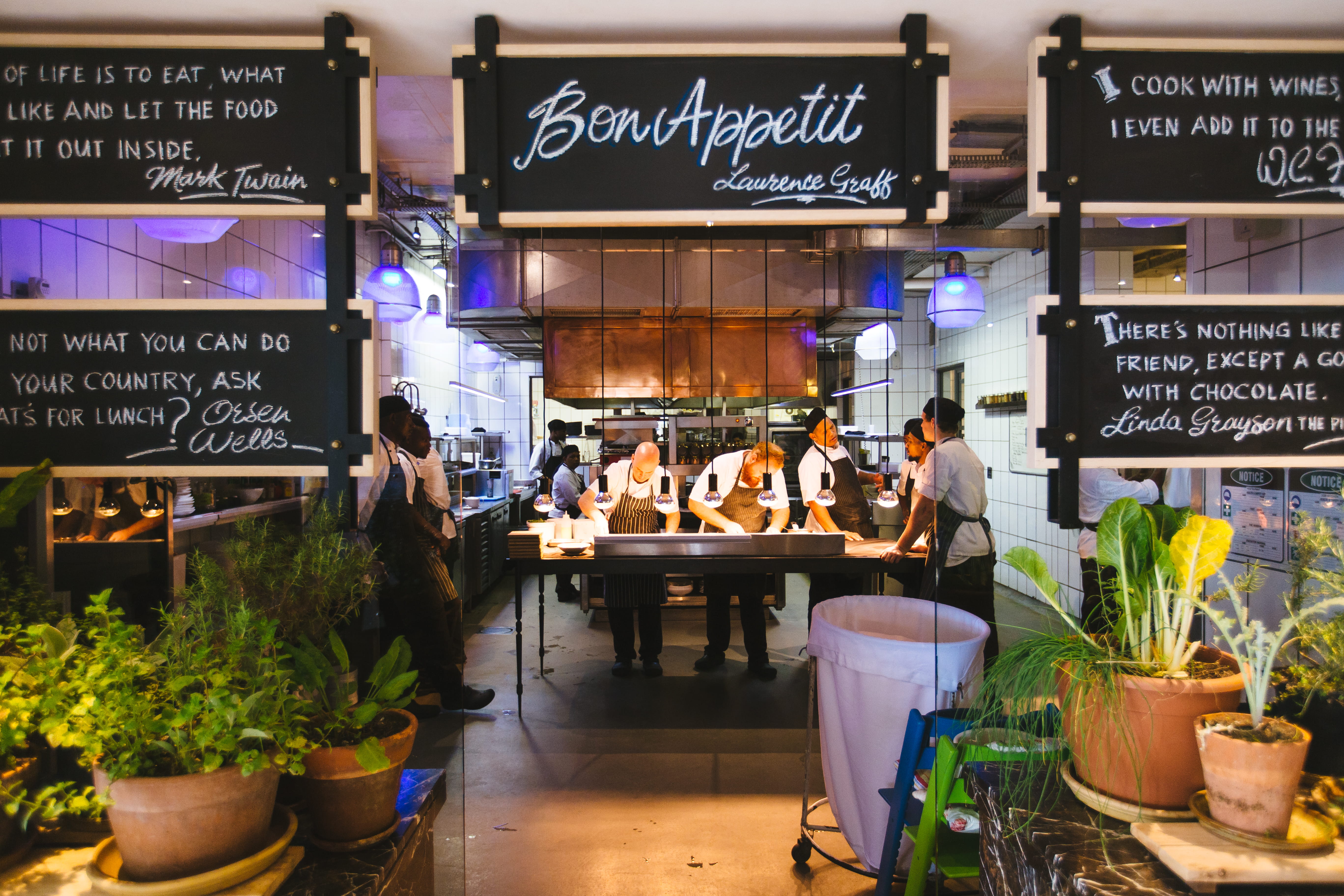 chef, retail, business, south africa, women, food and drink, bar counter, kitchen, information sign, cooking, choice, western script, cafe, group of people, HD Wallpaper